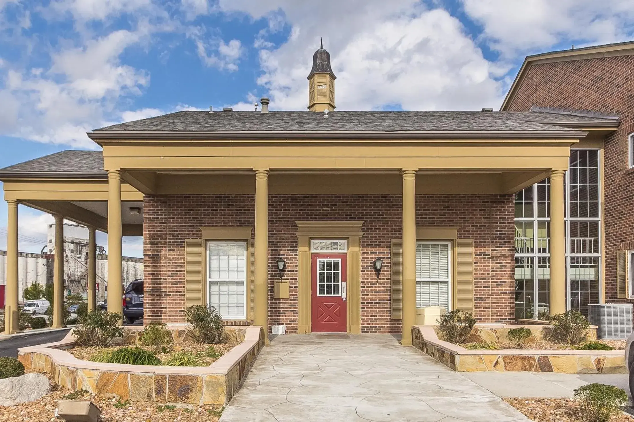 Facade/entrance, Property Building in Baymont by Wyndham Kansas City KU Medical Center