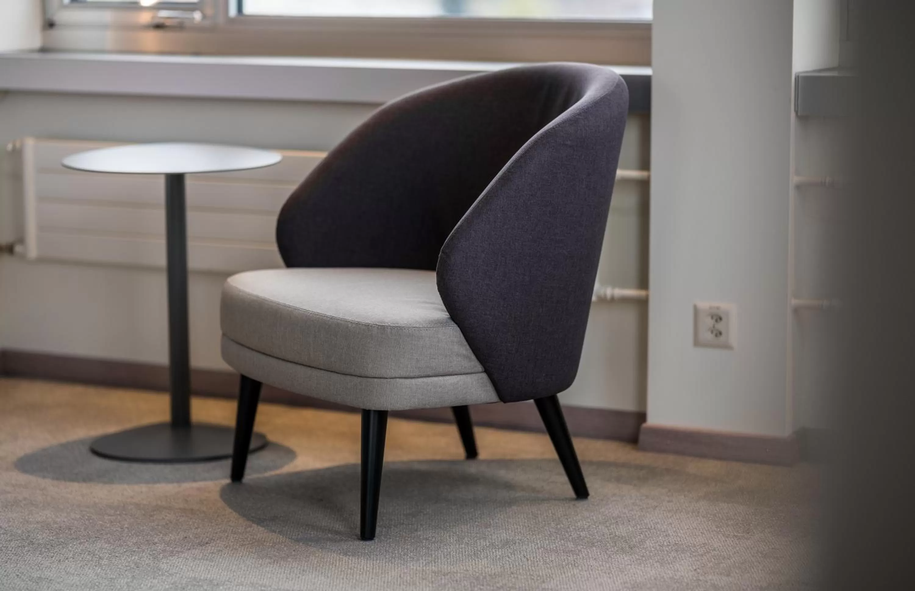 Seating area in b-smart hotel Menziken