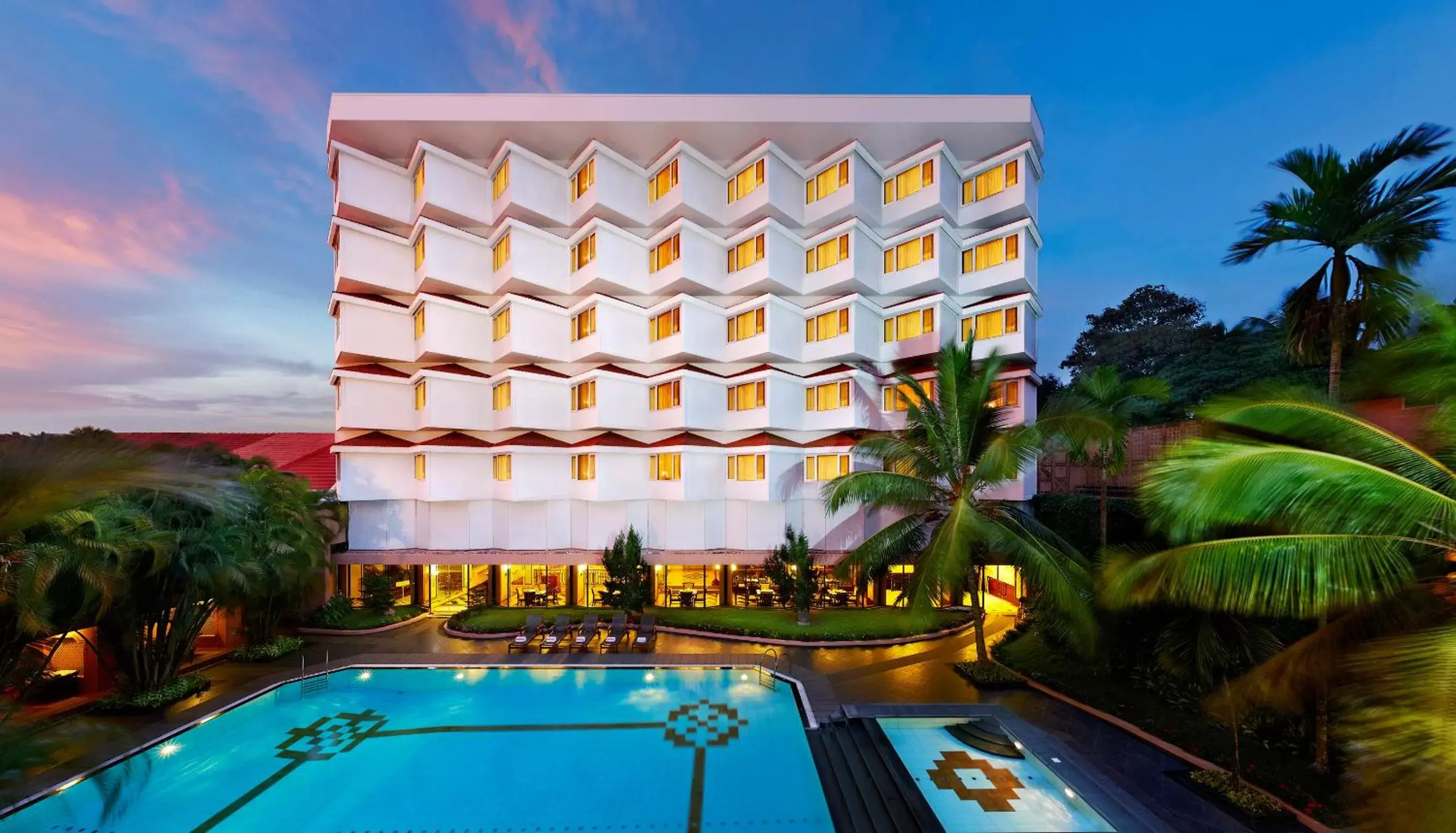 Facade/entrance, Swimming Pool in The Gateway Hotel Beach Road, Calicut