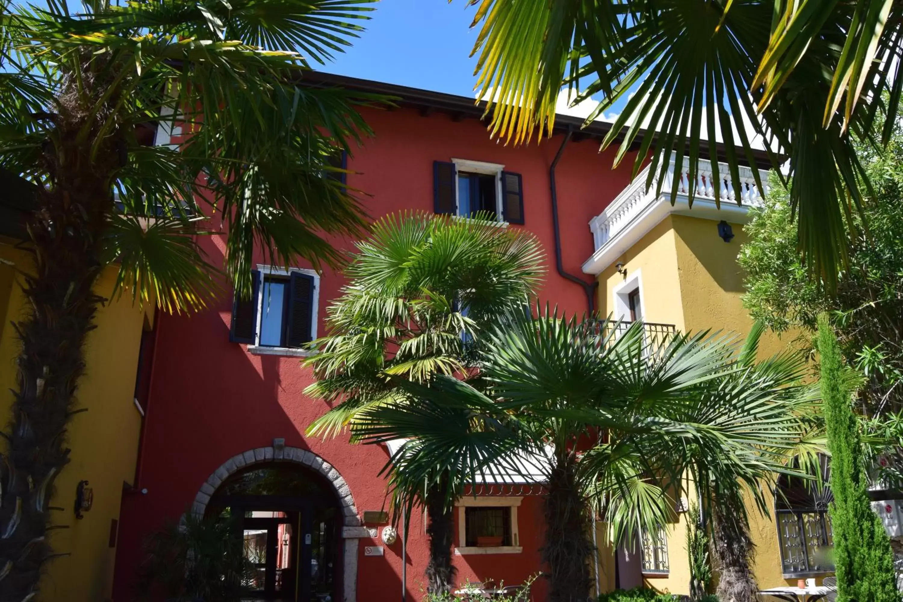 Property building, Facade/Entrance in Residence Segattini