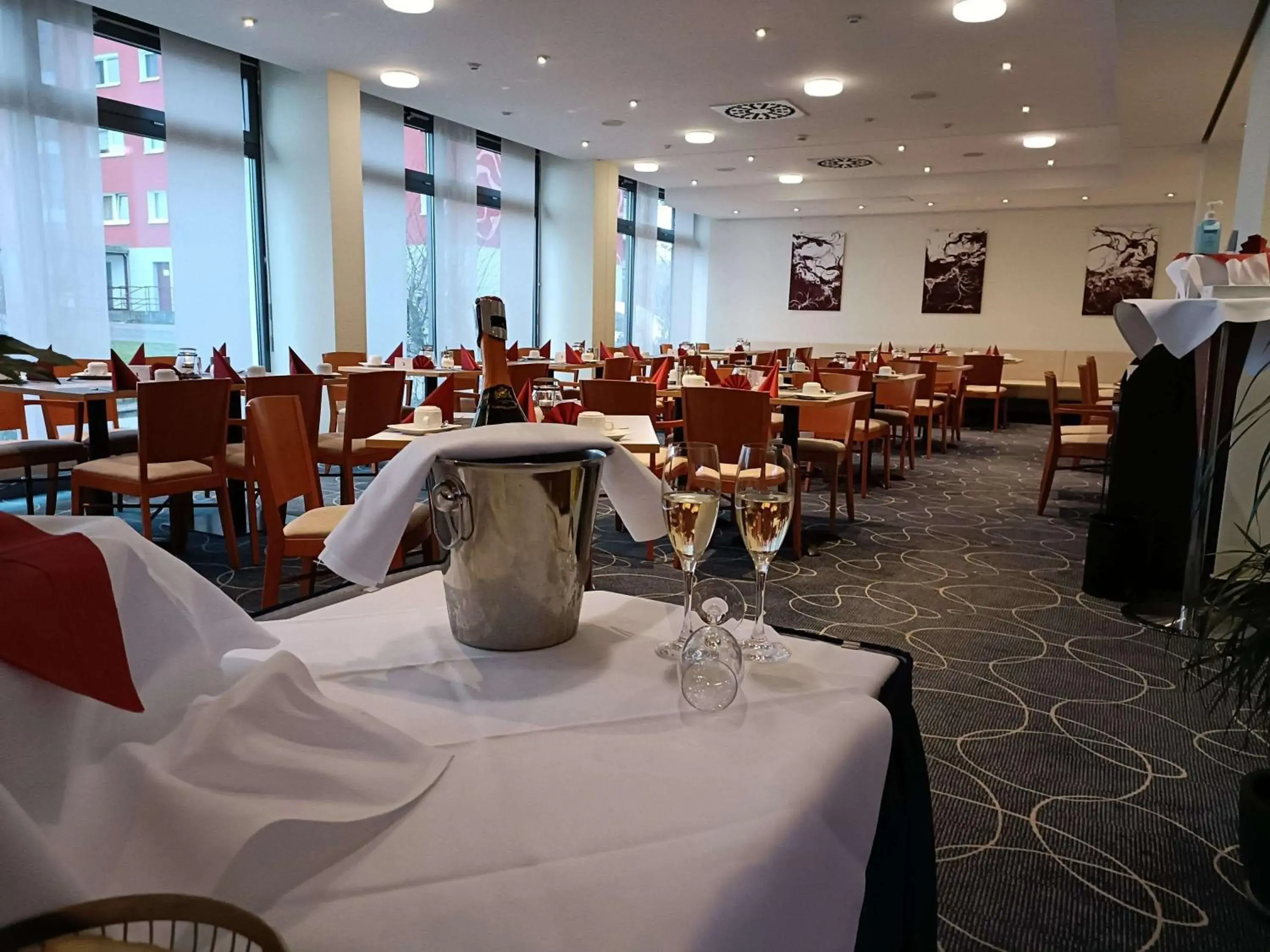 Breakfast, Restaurant/Places to Eat in Mercure Hotel Riesa Dresden Elbland