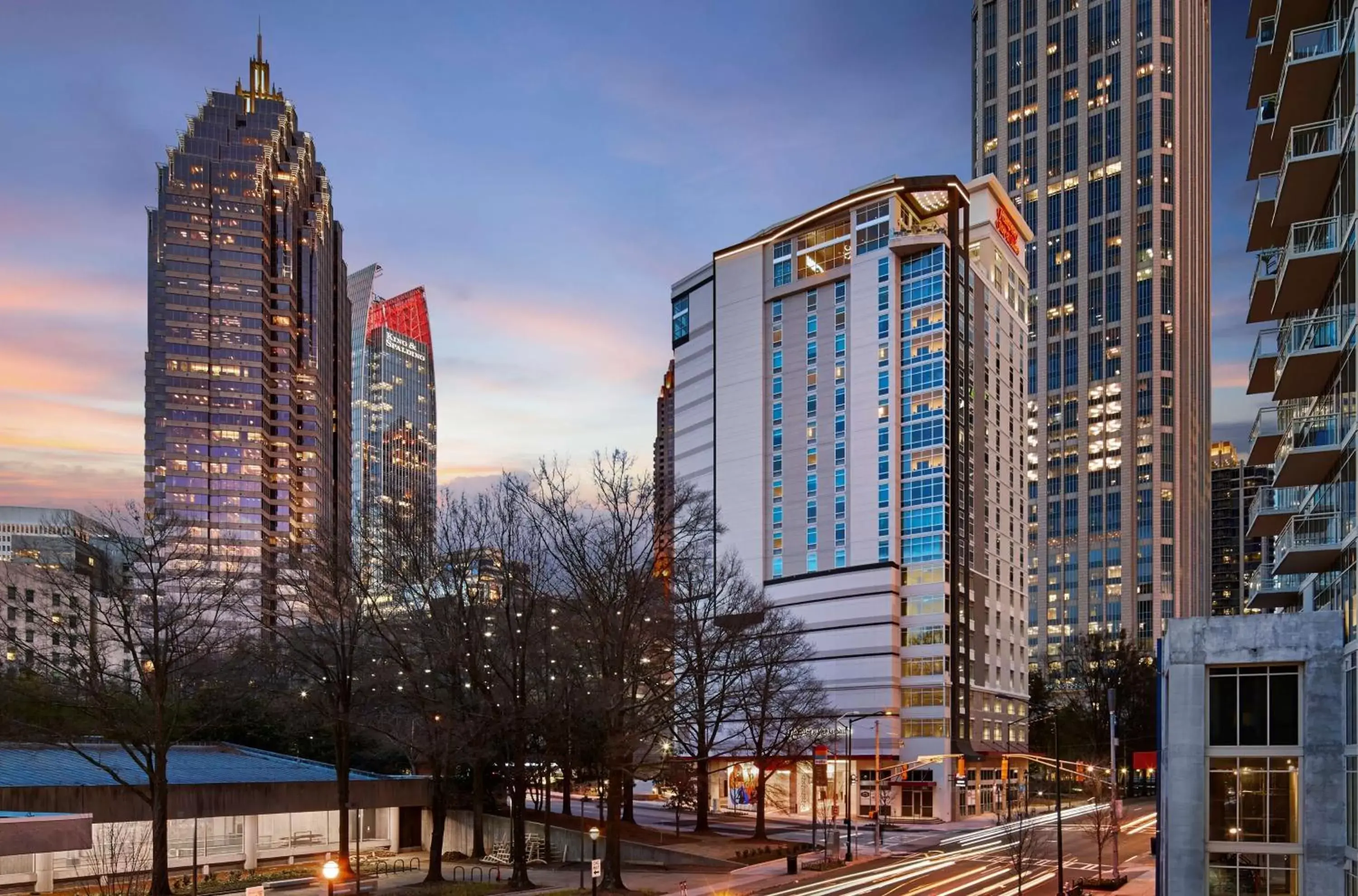 Property building in Hampton Inn & Suites Atlanta-Midtown, Ga