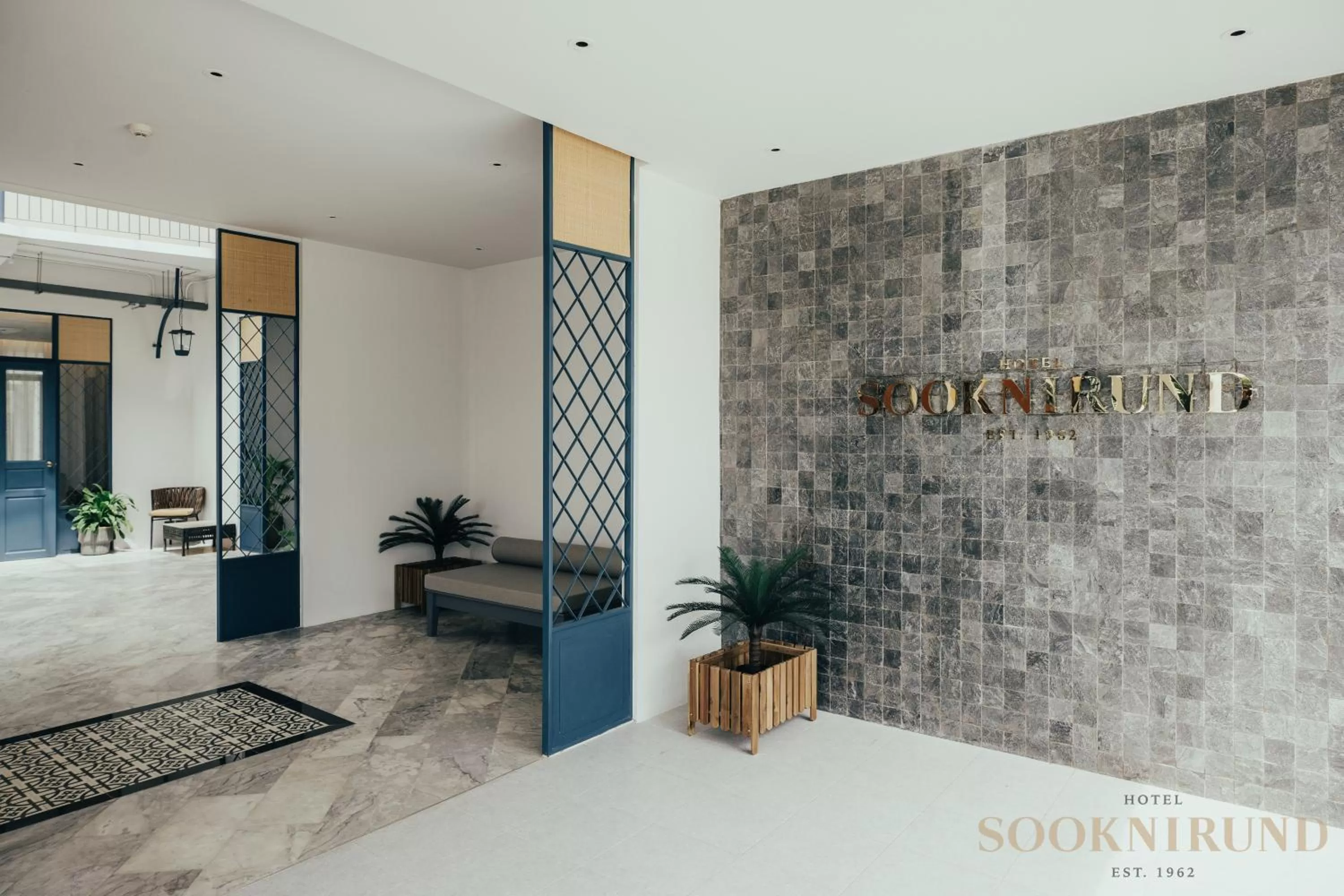 Property logo or sign, Bed in SOOKNIRUND HOTEL