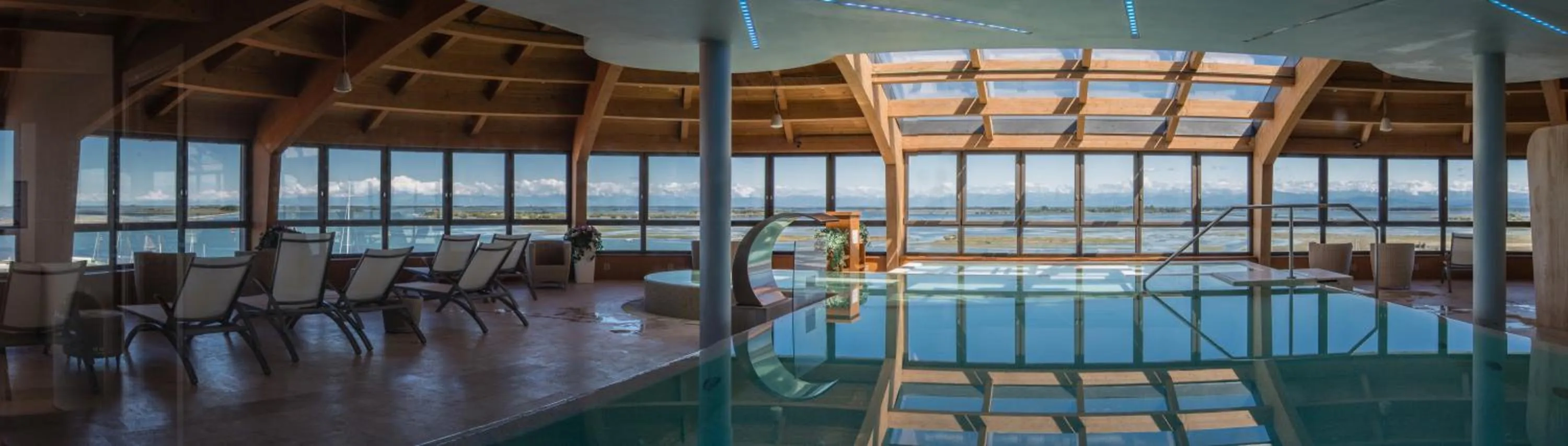 Swimming pool in Laguna Palace Hotel Grado