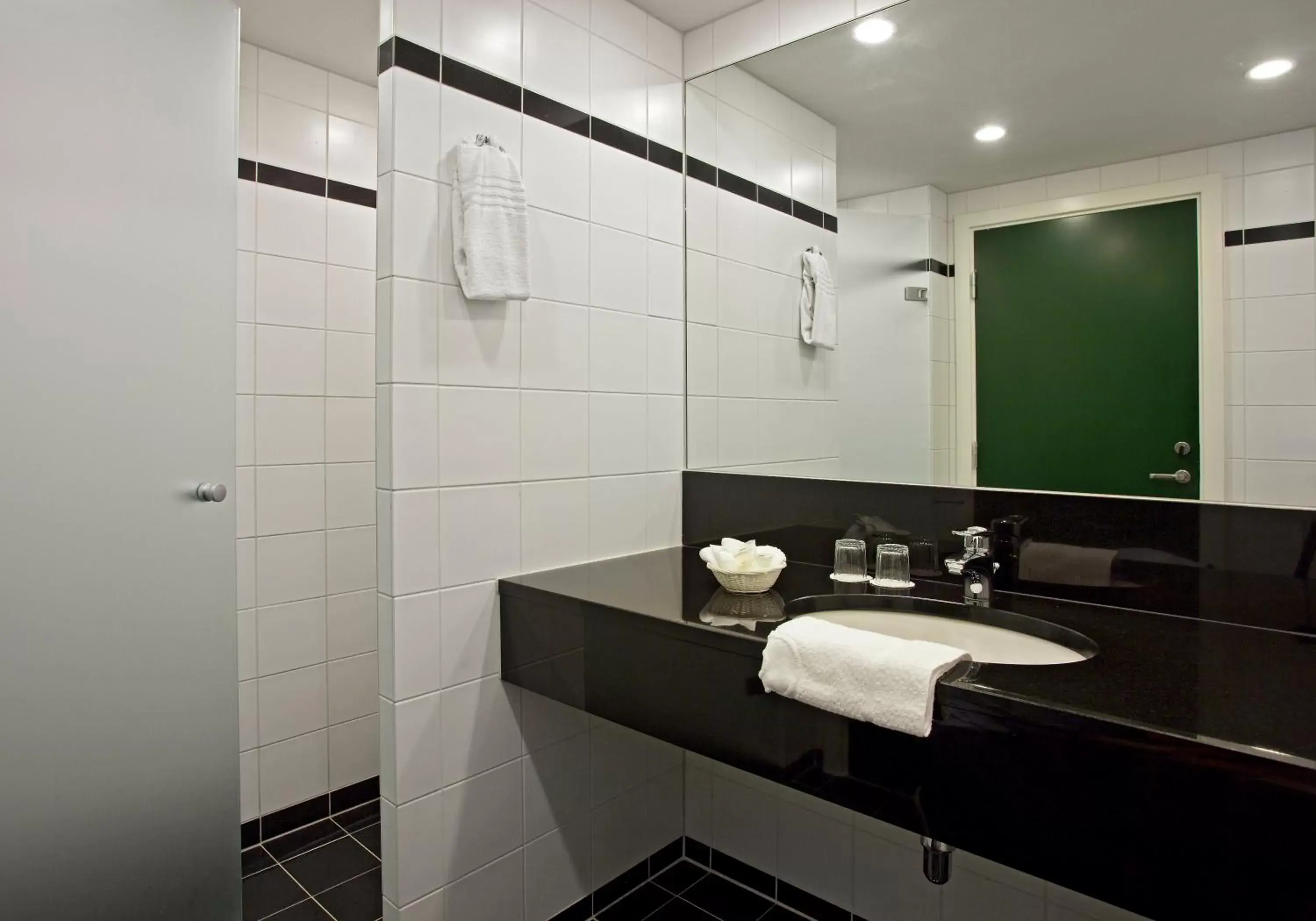 Toilet, Bathroom in Glostrup Park Hotel