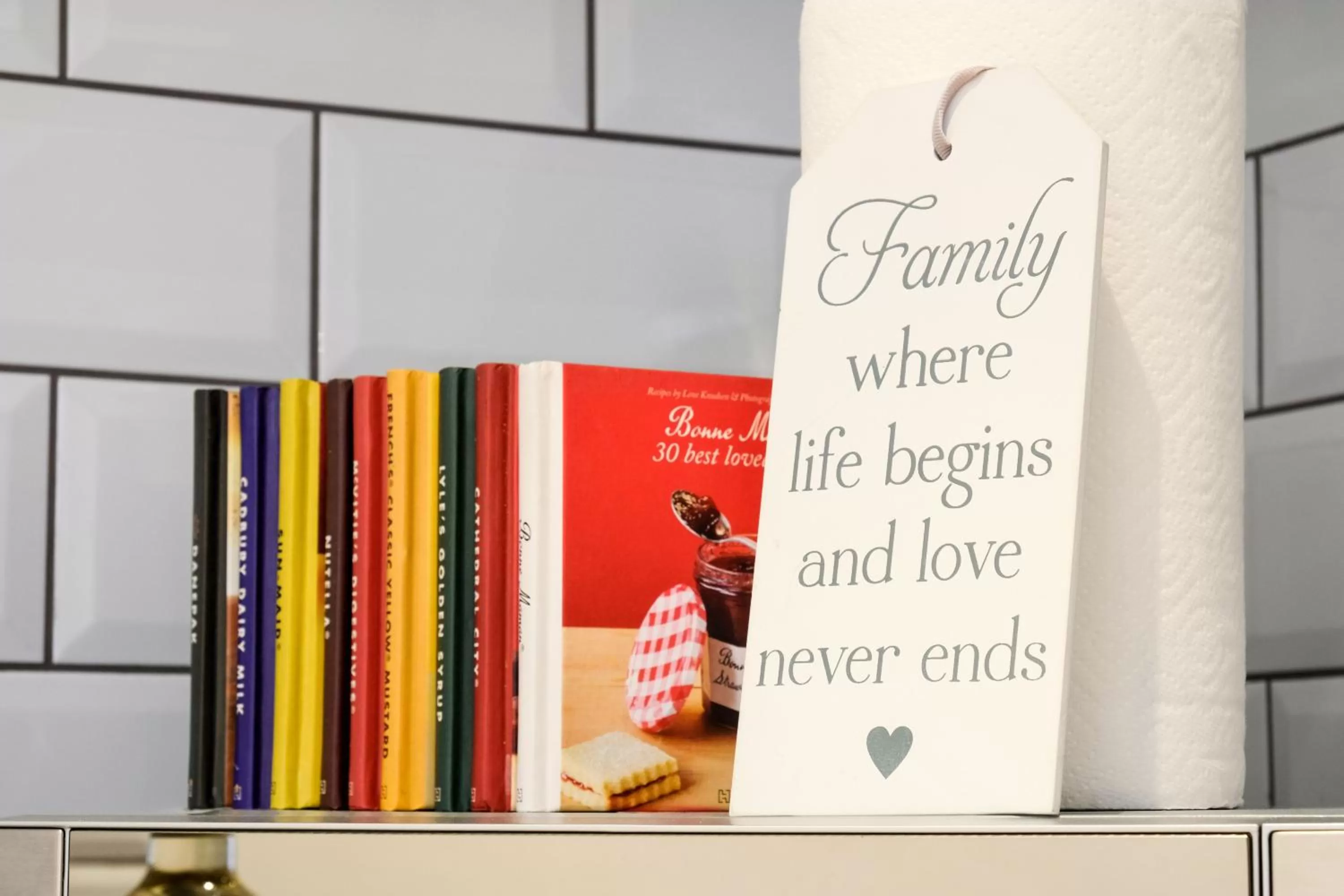 Decorative detail in Onyx O2 Arena Brindley Place Broad Street Large Spacious Apartment