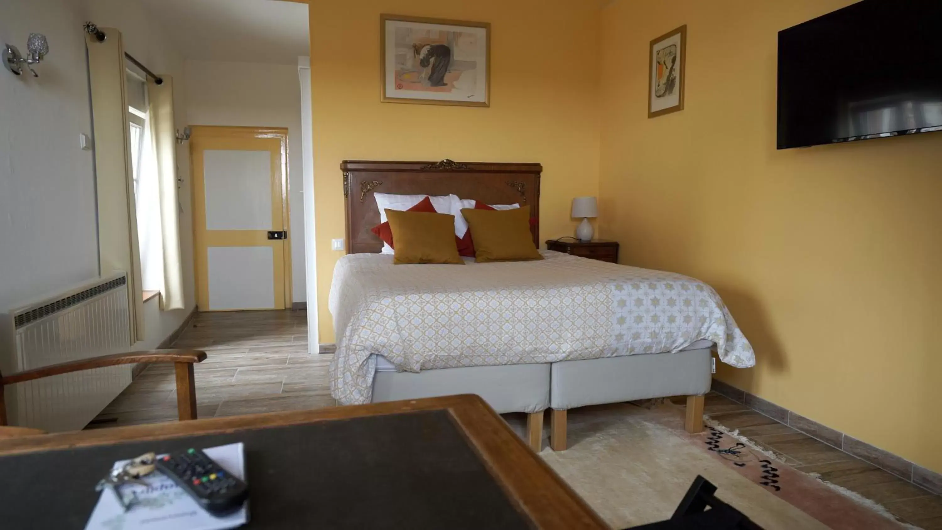 Double Room with Private Bathroom in Au Chapitre Double Room with Private Bathroom in Au Chapitre