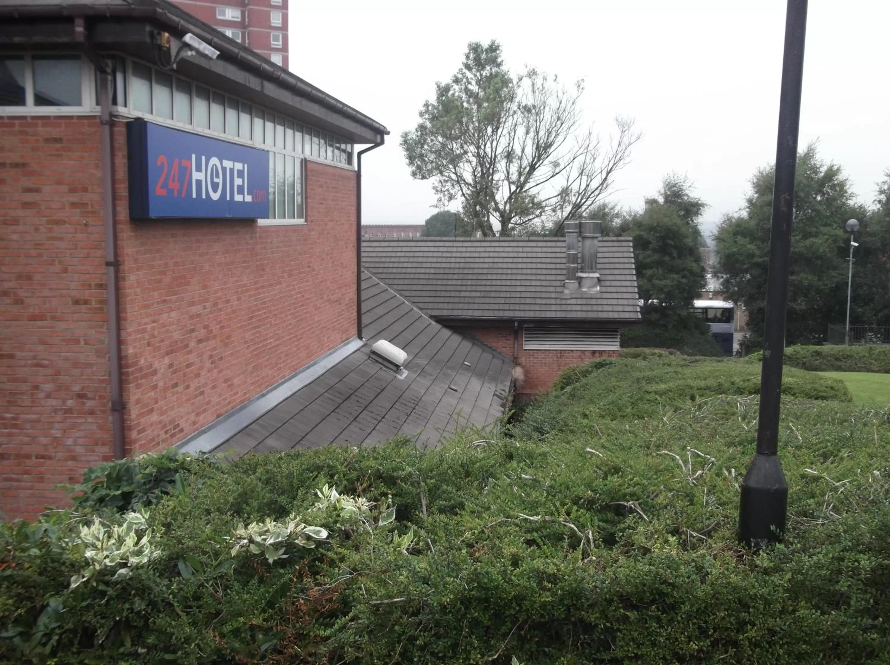 Facade/entrance in 247Hotel