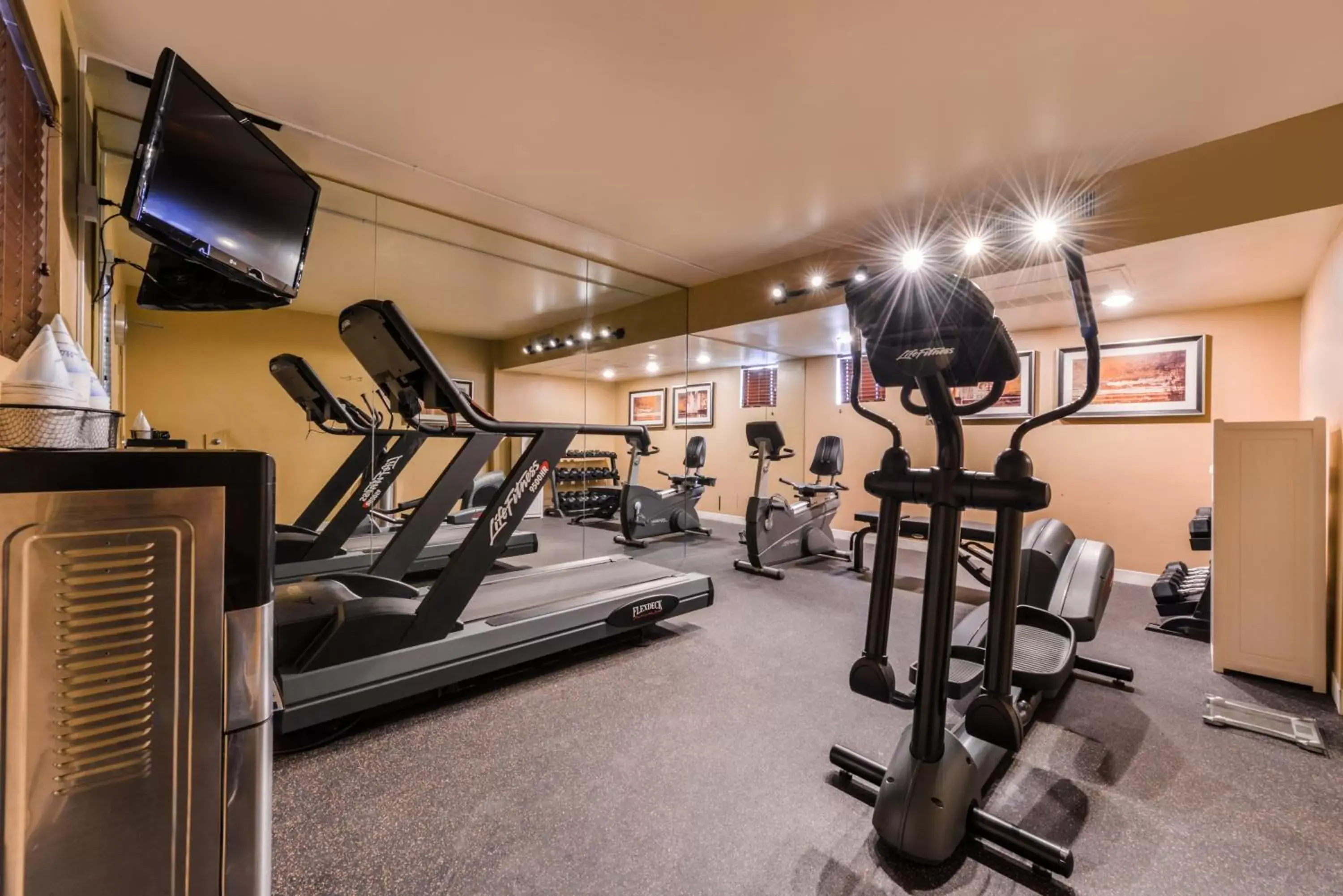 Fitness centre/facilities, Fitness Center/Facilities in Best Western Plus King's Inn and Suites