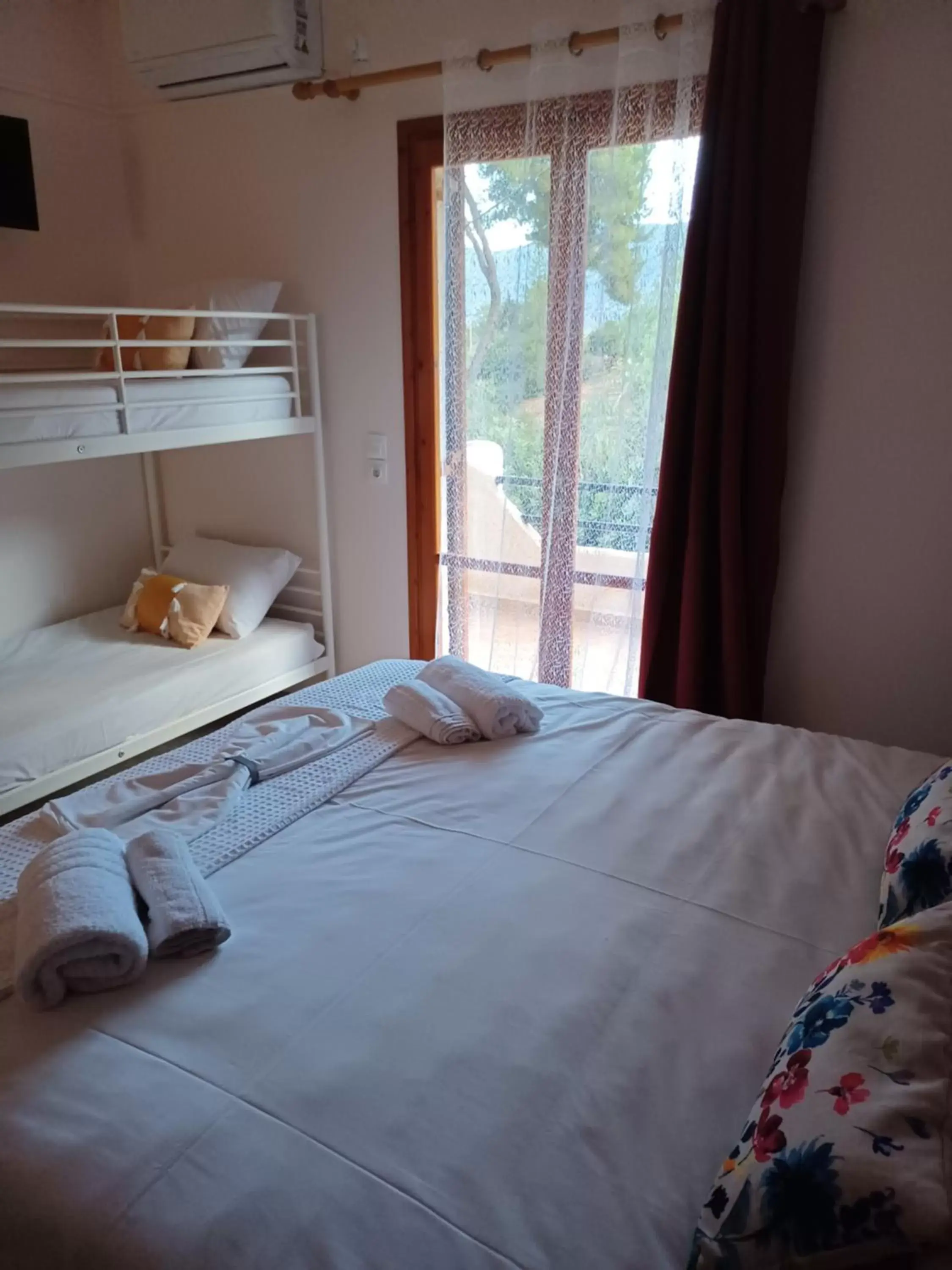 Bedroom in Φiloxenia Apartments