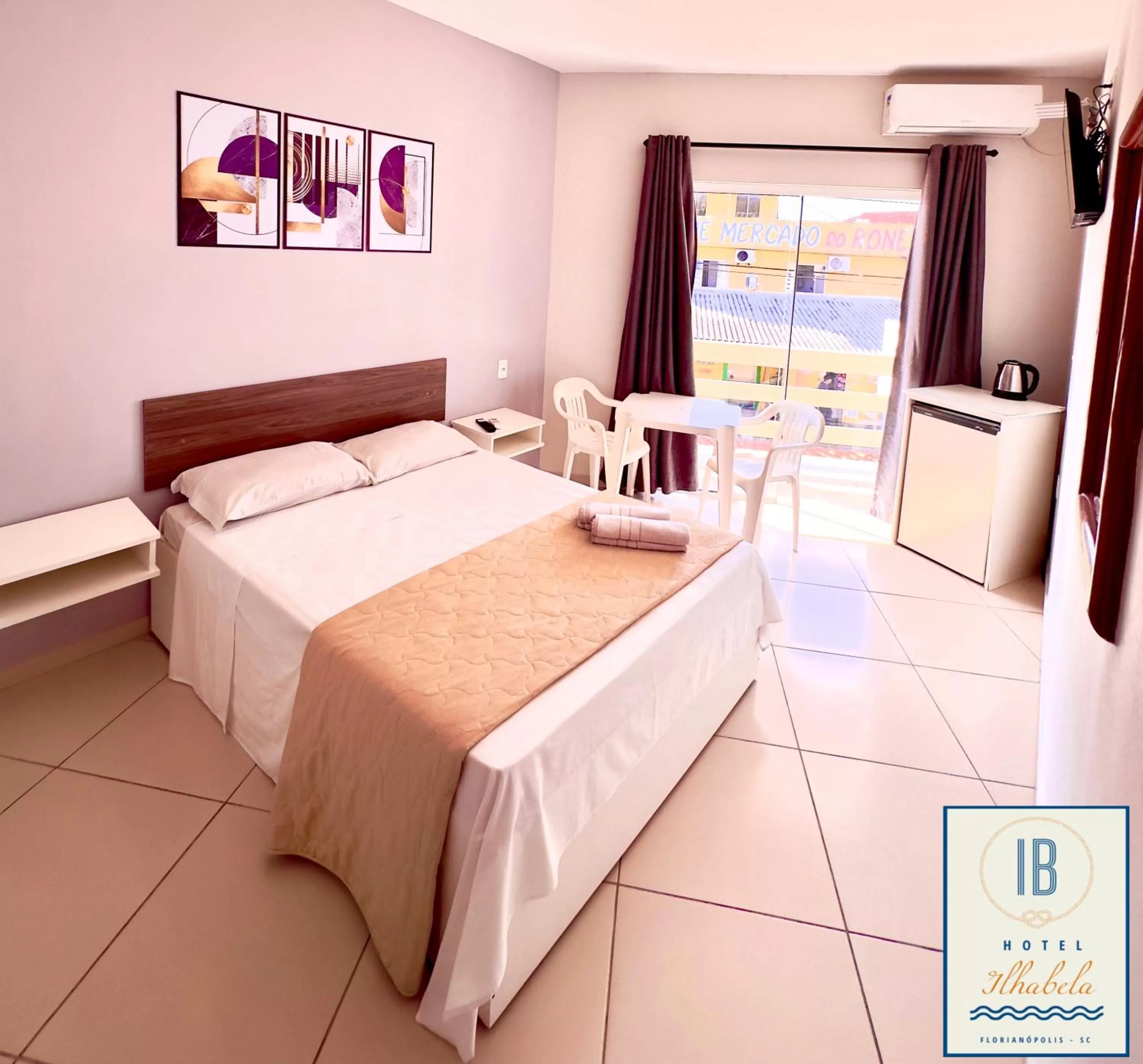 Bedroom, Bed in Hotel Residencial Ilhabela