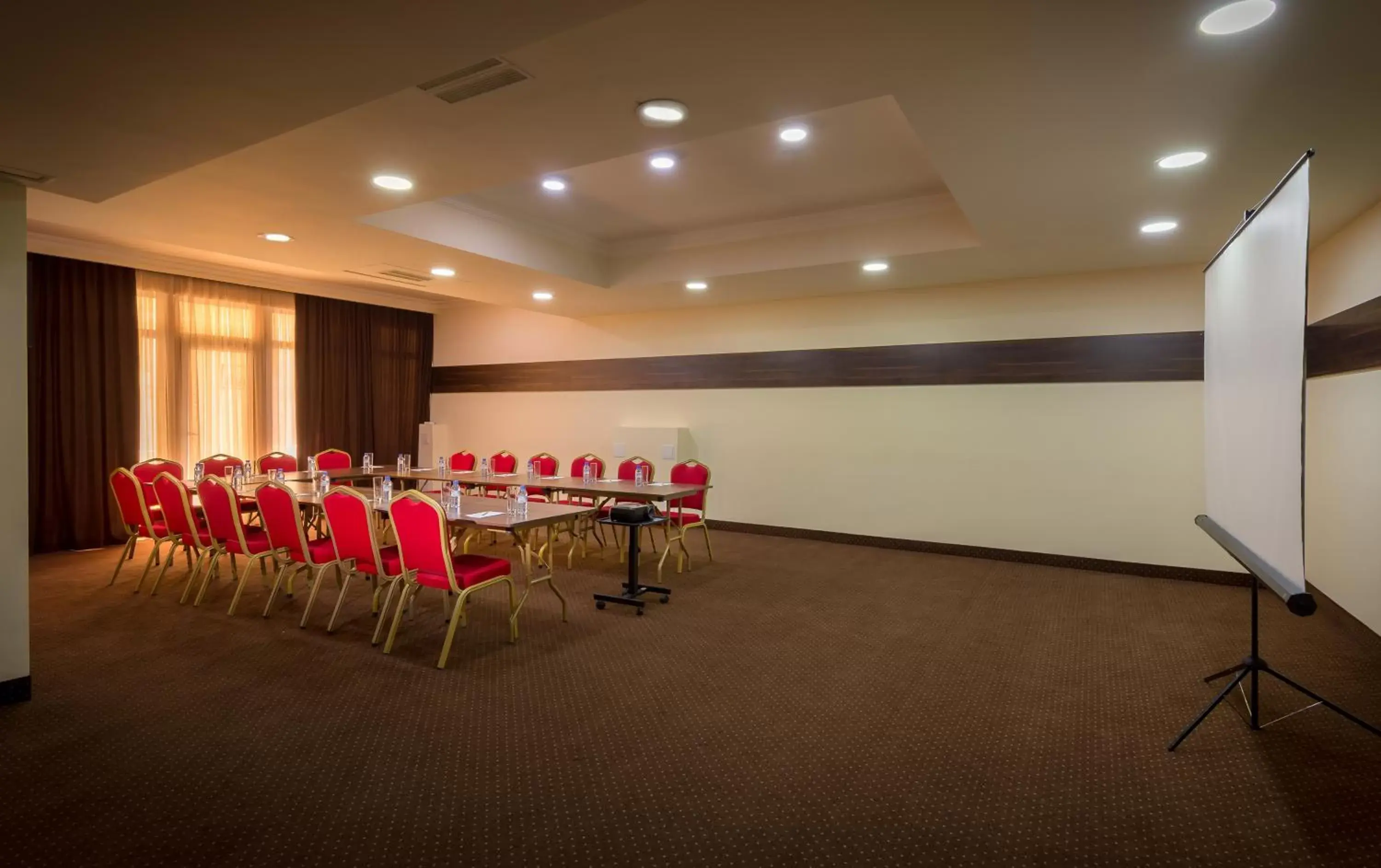 Banquet/Function facilities in Paris Hotel Yerevan