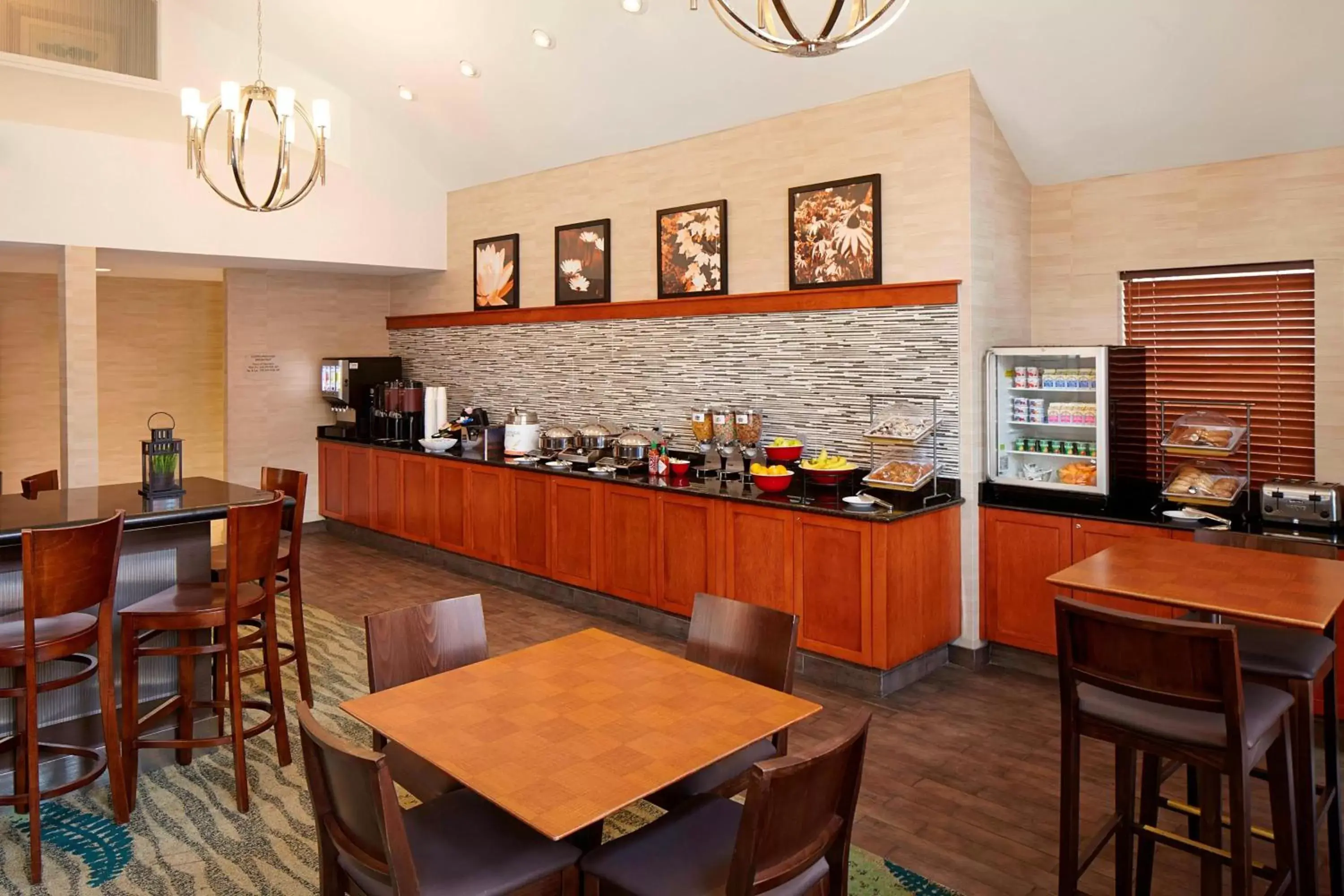 Breakfast, Restaurant/Places to Eat in Residence Inn Minneapolis Eden Prairie