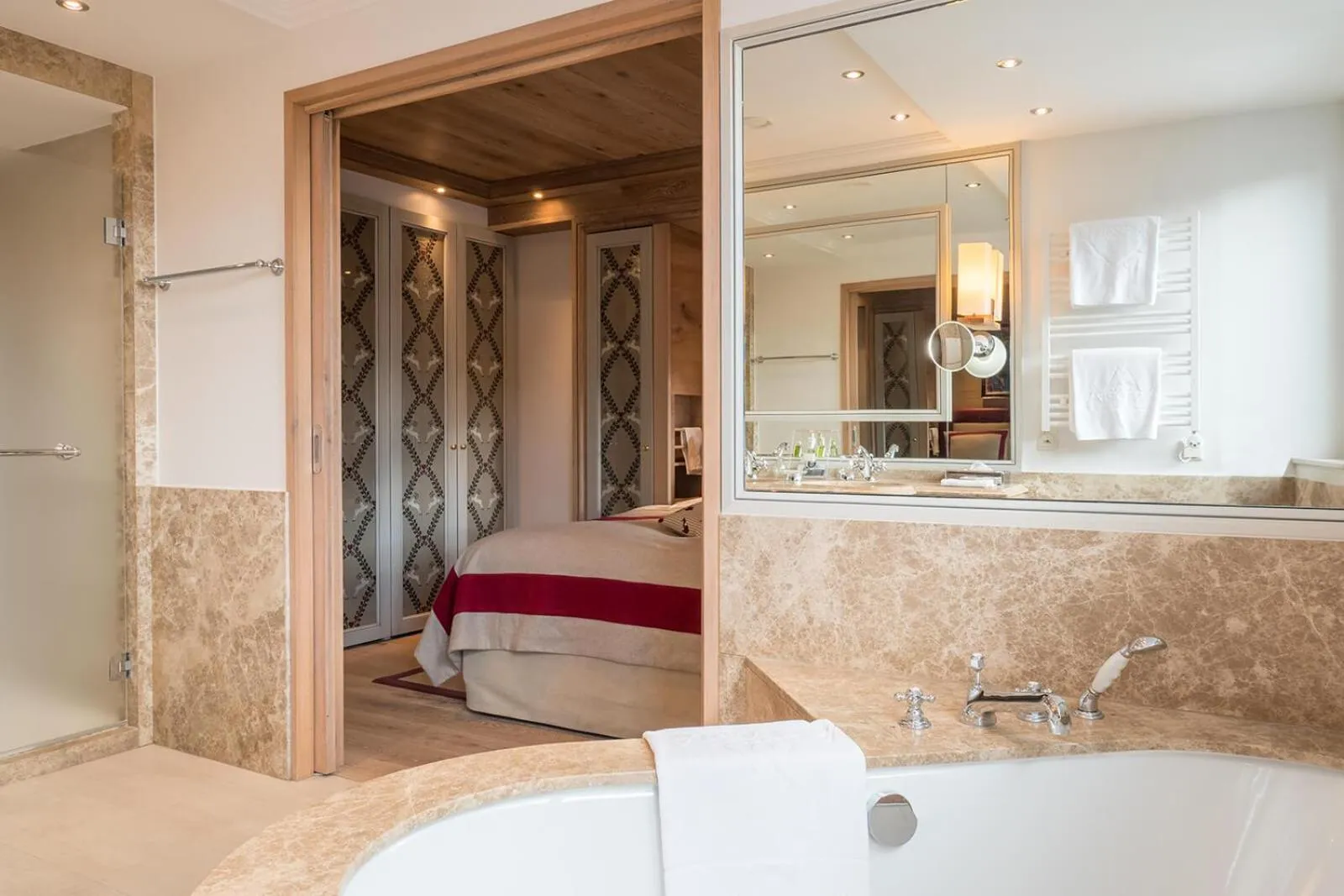 Bed in Astoria Resort