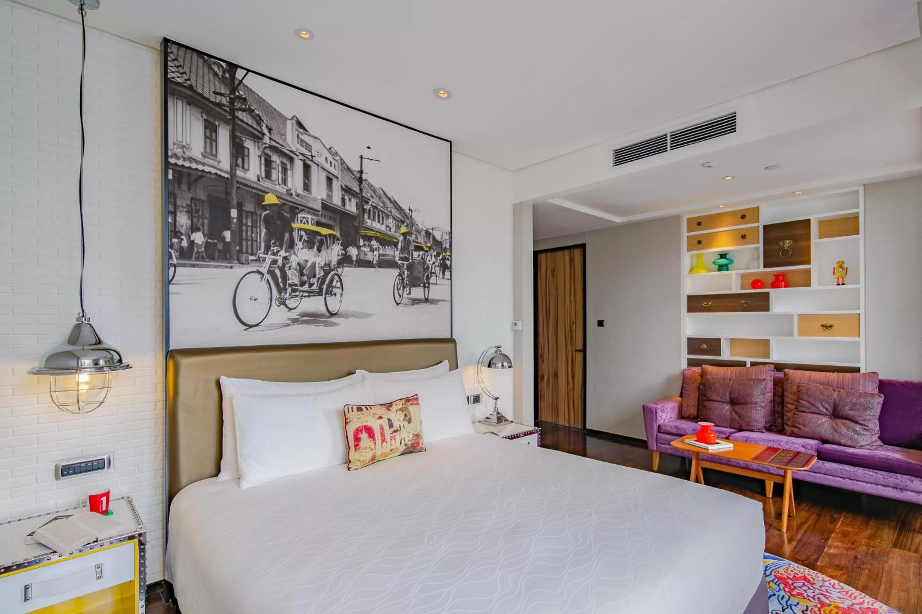 Photo of the whole room, Bed in Hotel Indigo Bangkok Wireless Road by IHG
