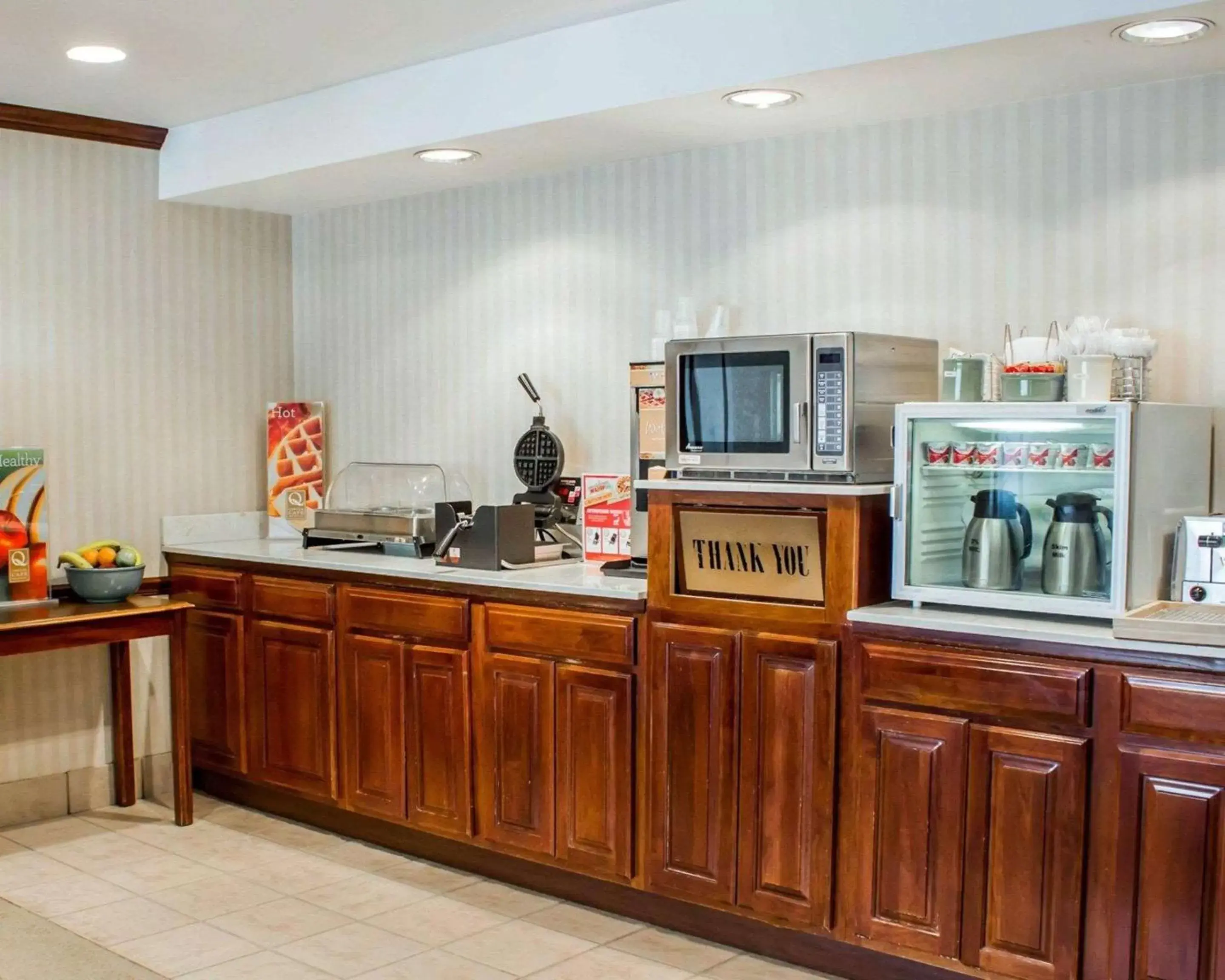Restaurant/places to eat, Kitchen/Kitchenette in Quality Inn Rocky Mount