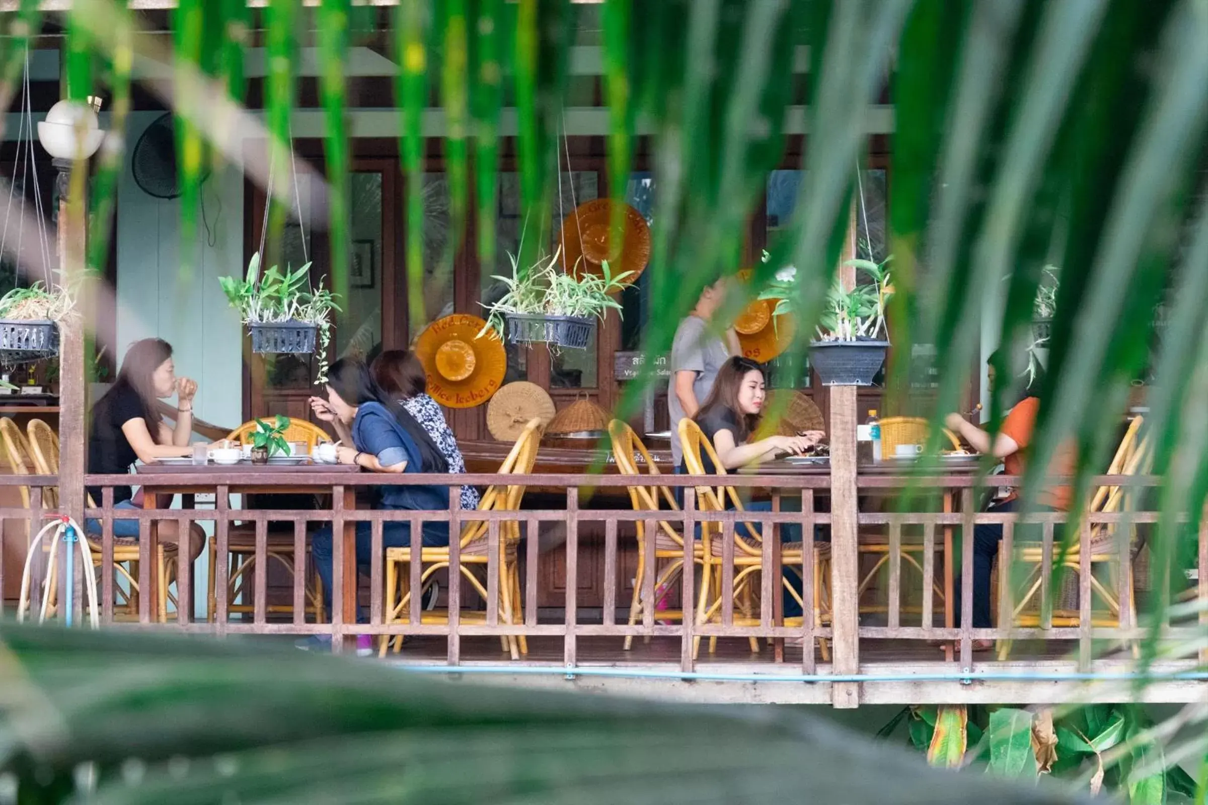 Buffet breakfast in Maikaew Damnoen Resort