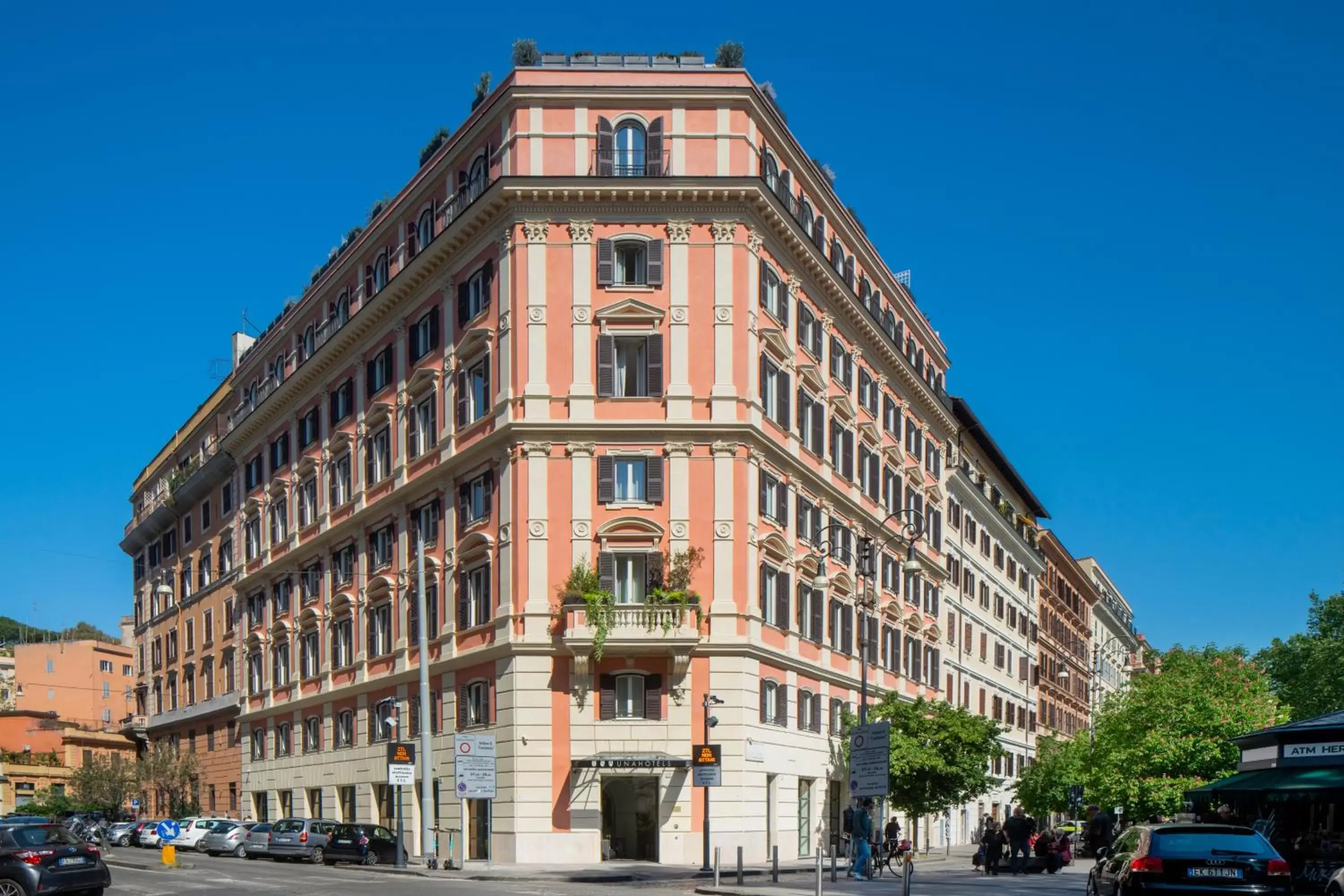 Property Building in UNAHOTELS Trastevere Roma