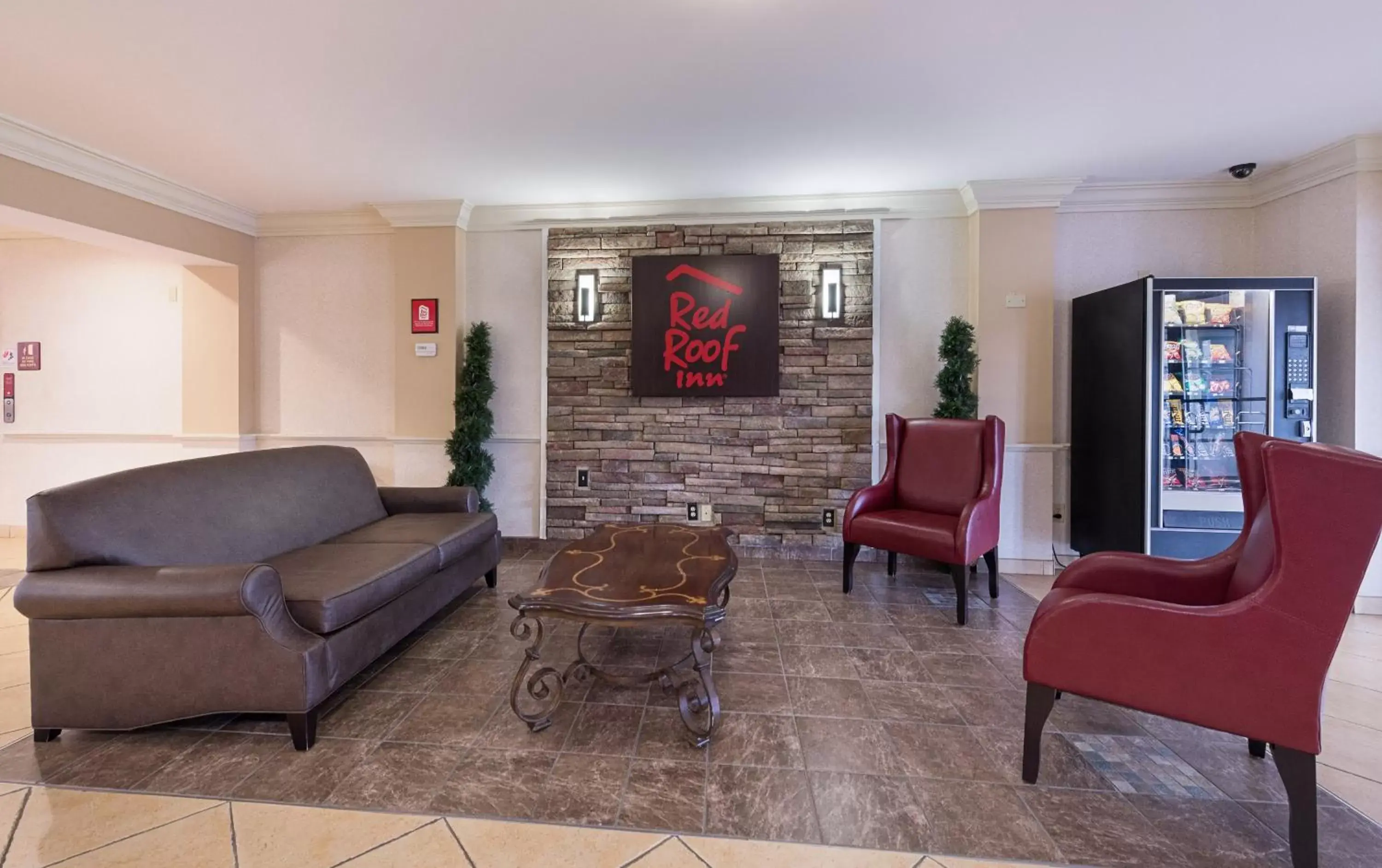 Lobby or reception, Seating Area in Red Roof Inn Etowah – Athens, TN