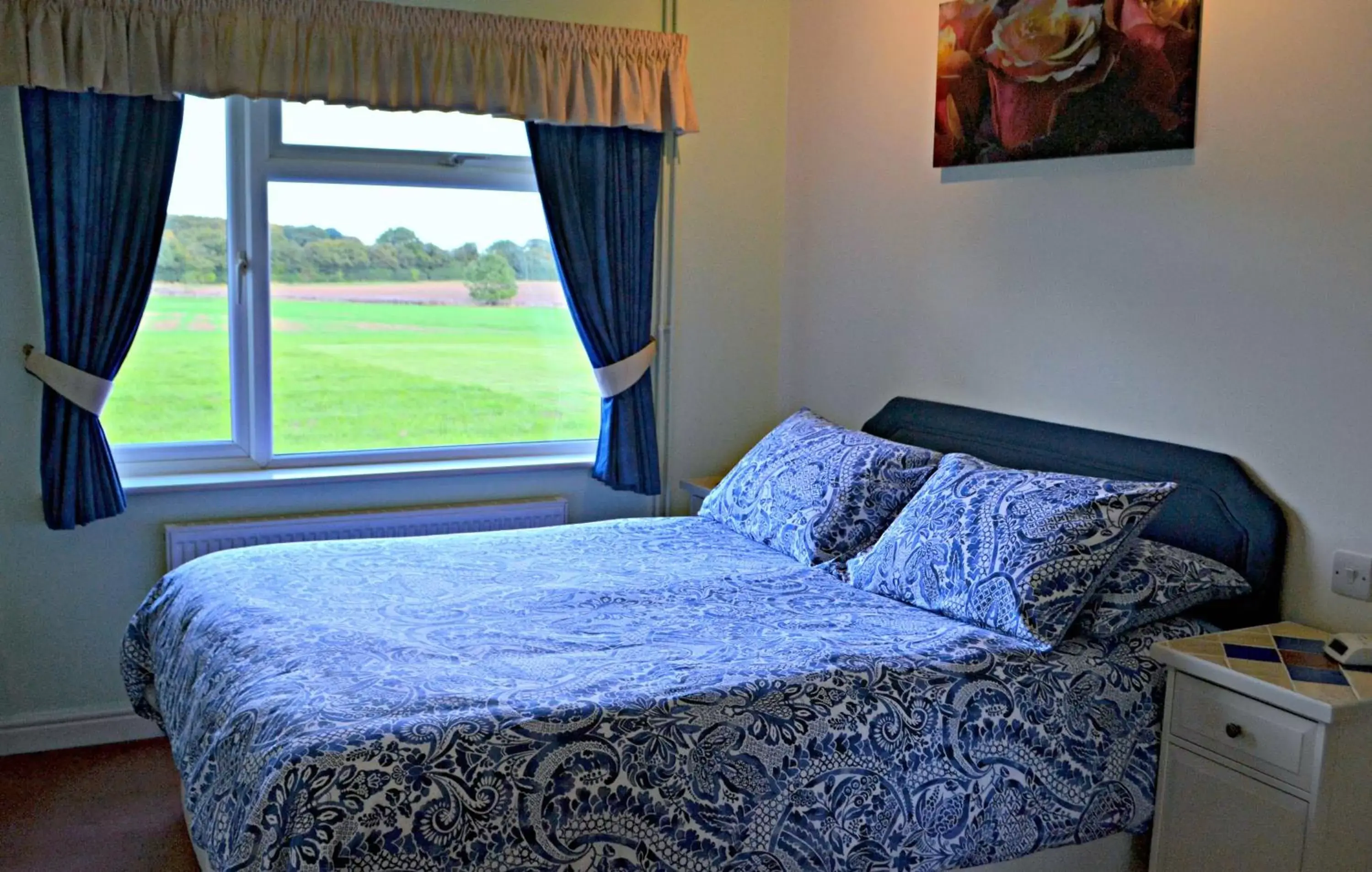 Bedroom, Room Photo in Little Bullocks Farm
