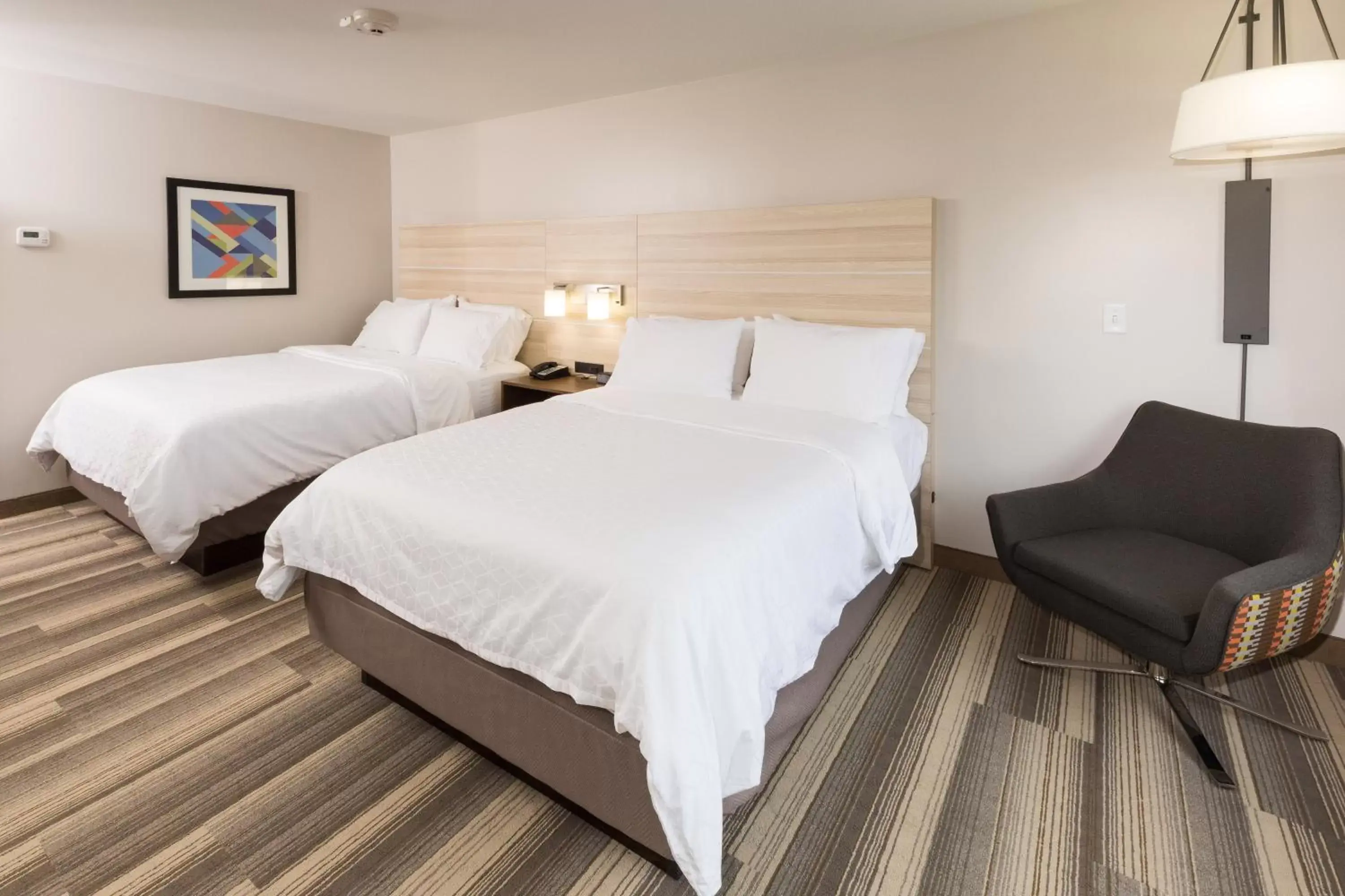 Photo of the whole room, Bed in Holiday Inn Express & Suites - Auburn, an IHG Hotel