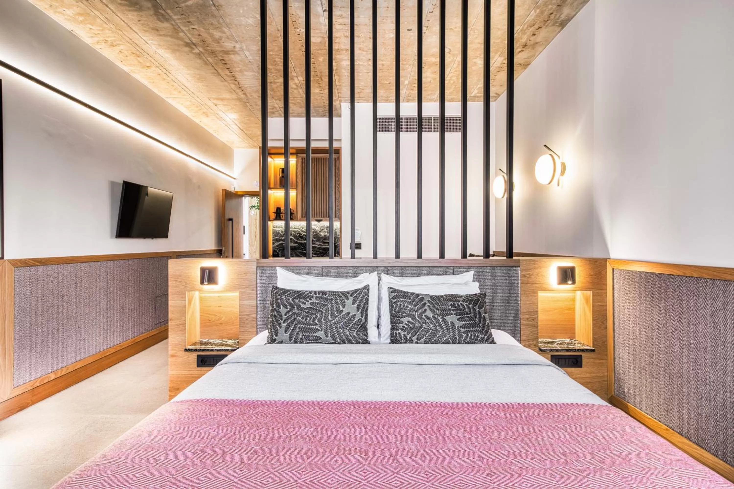 Junior Suite with Veranda and Garden View in Capital Luxury Suites