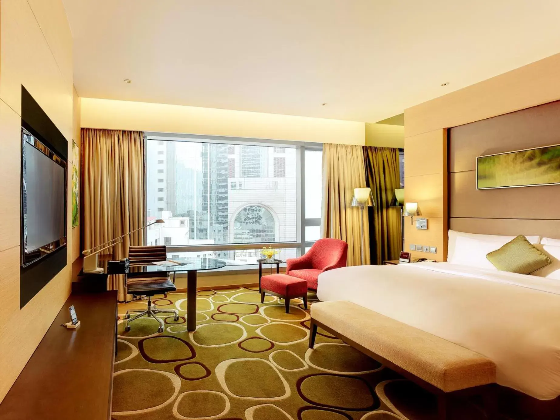 Bedroom in Crowne Plaza Hong Kong Causeway Bay, an IHG Hotel