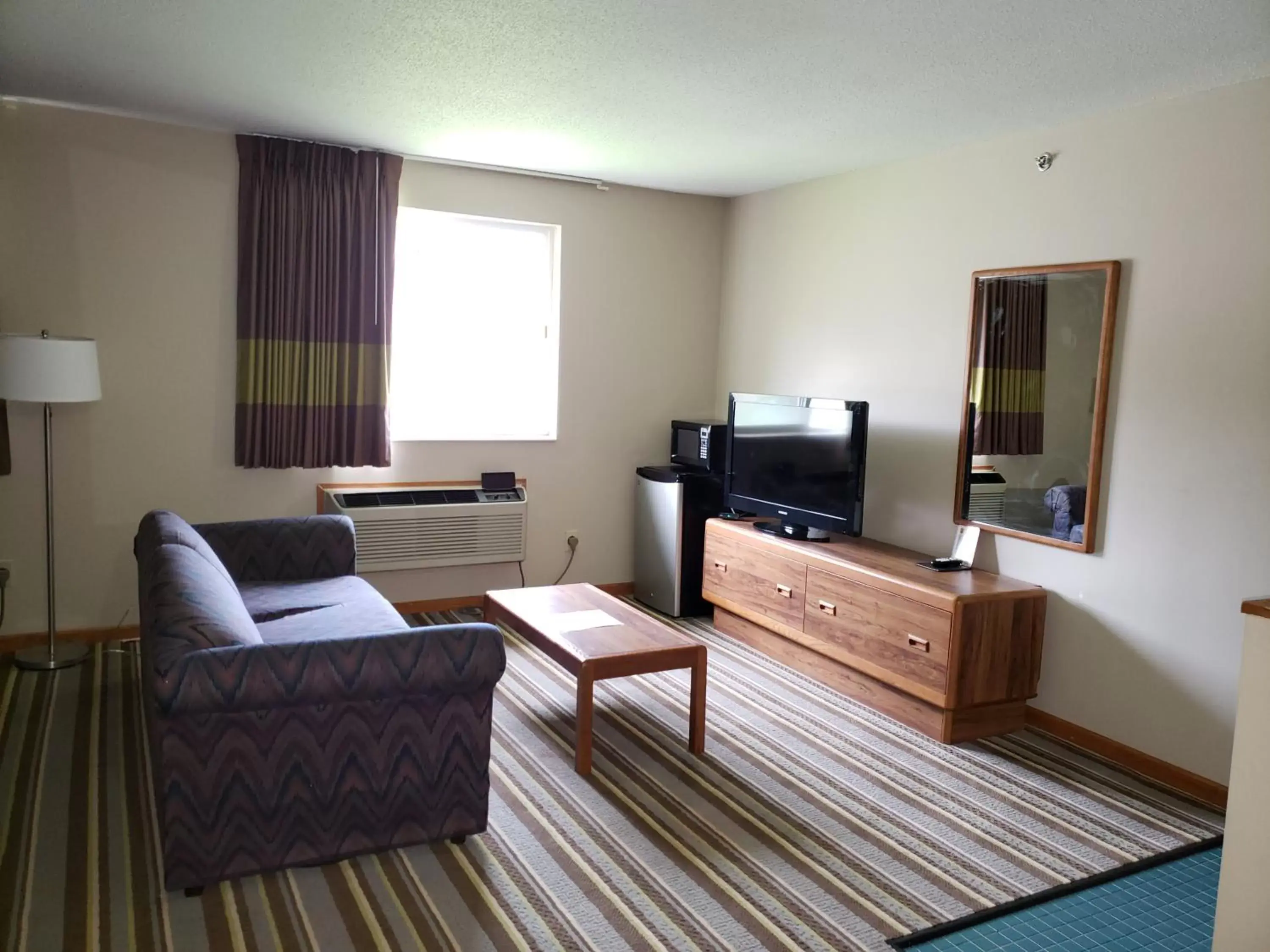 Seating Area in Super 8 by Wyndham Watseka