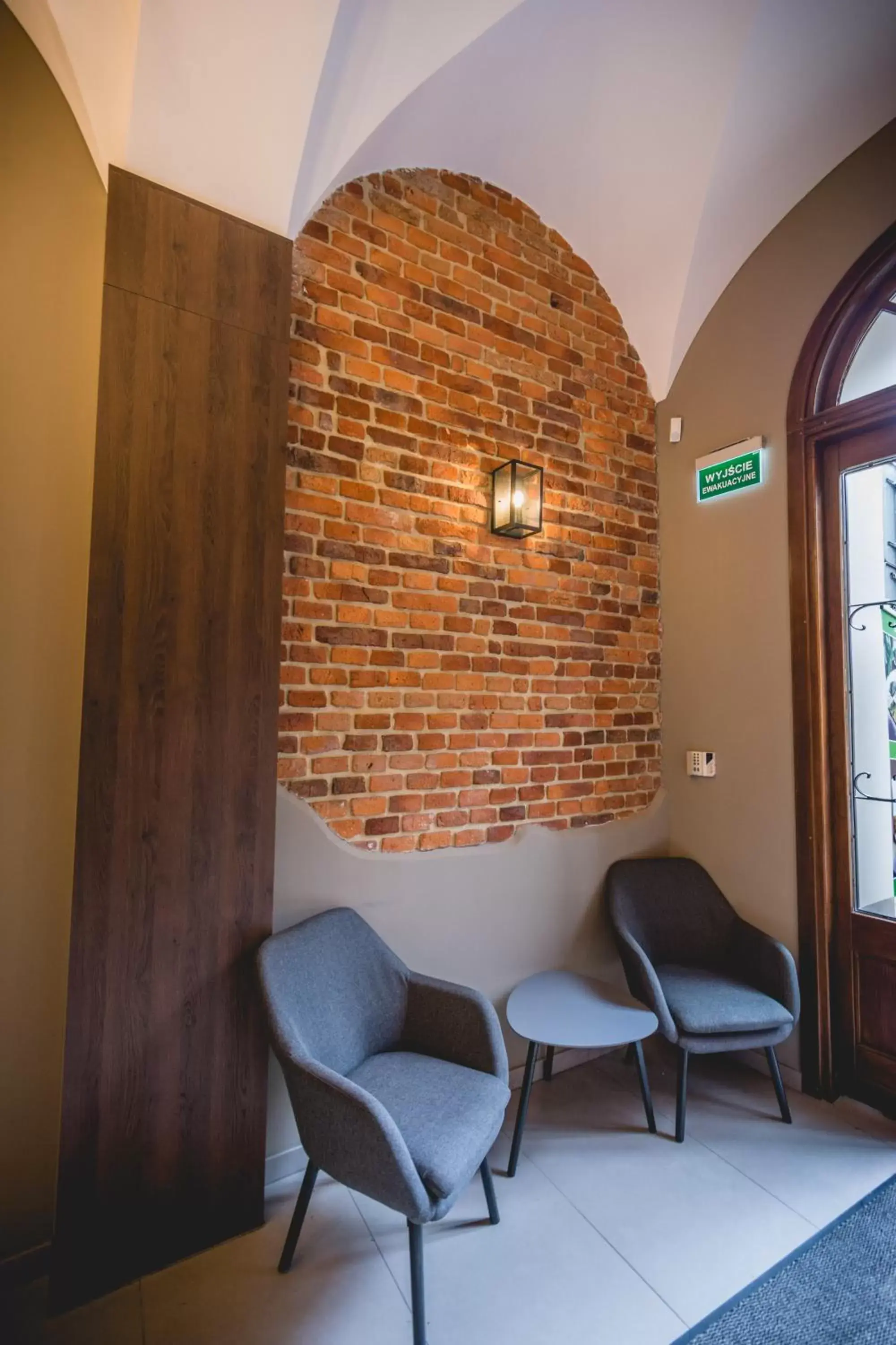 Facade/entrance, Seating Area in Hotel Lavender