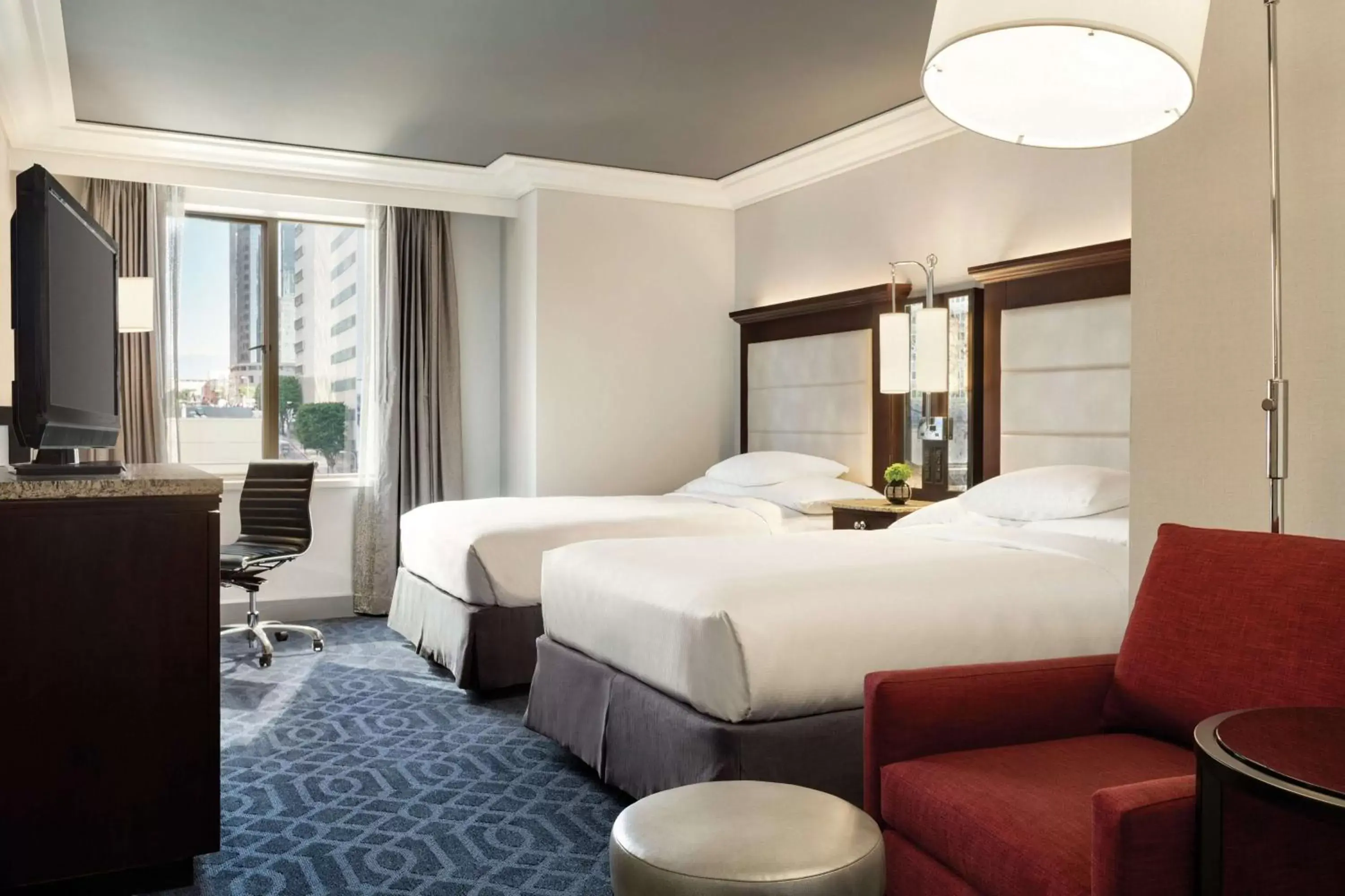 Double Room with Two Double Beds in Hilton Checkers Los Angeles