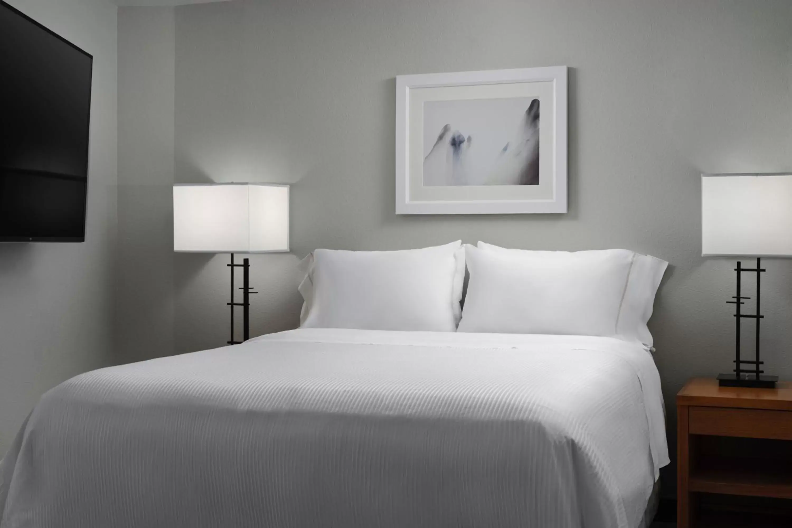 Bathroom, Bed in The Westin Monache Resort, Mammoth