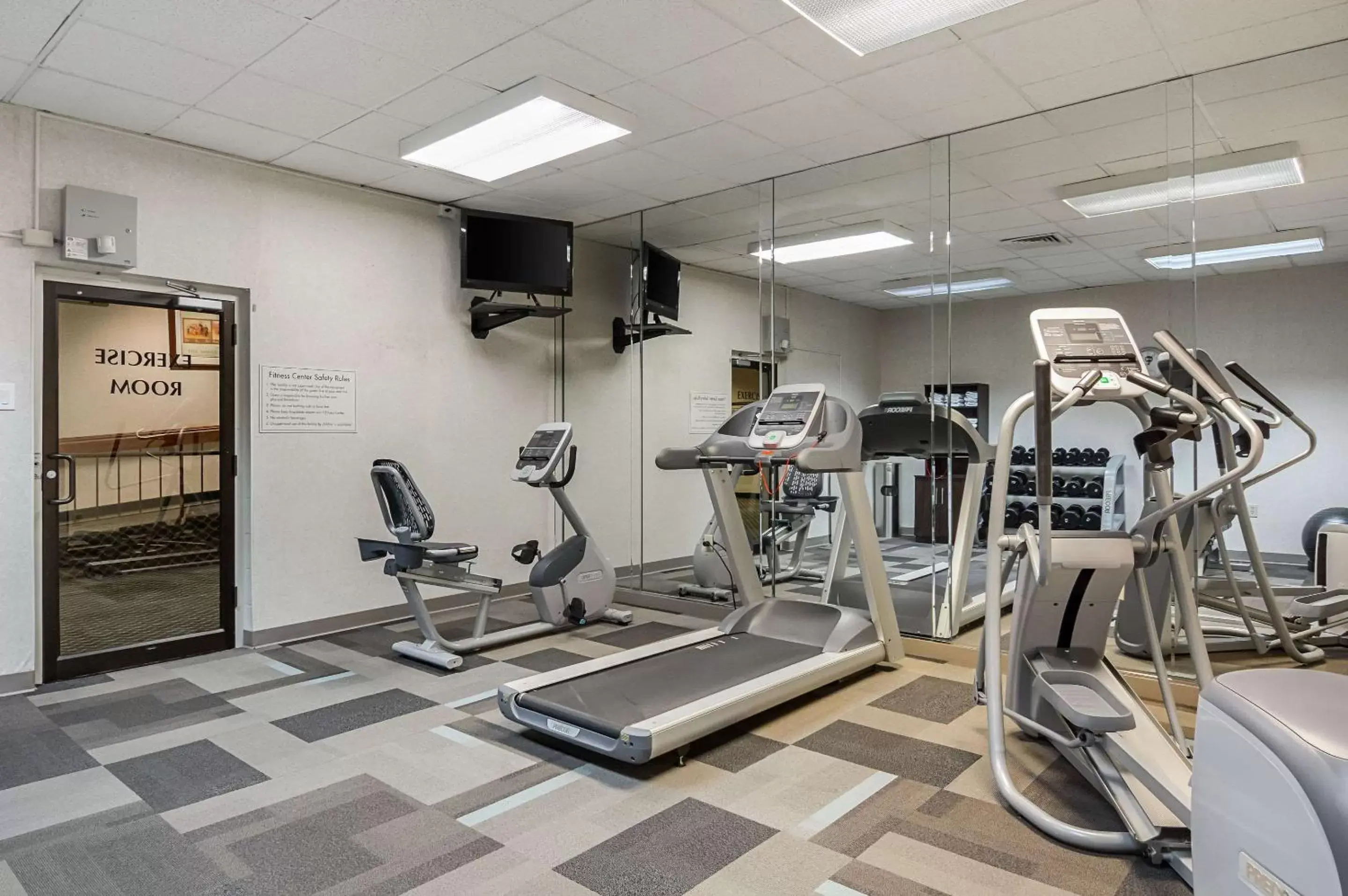 Fitness centre/facilities, Fitness Center/Facilities in Clarion Inn Harpers Ferry-Charles Town