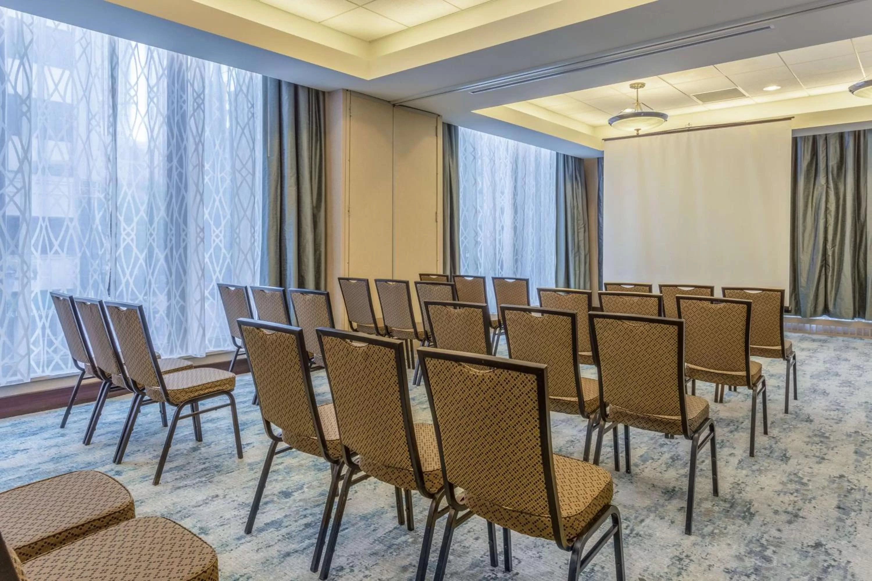 Meeting/conference room in Hilton Garden Inn Indianapolis Downtown