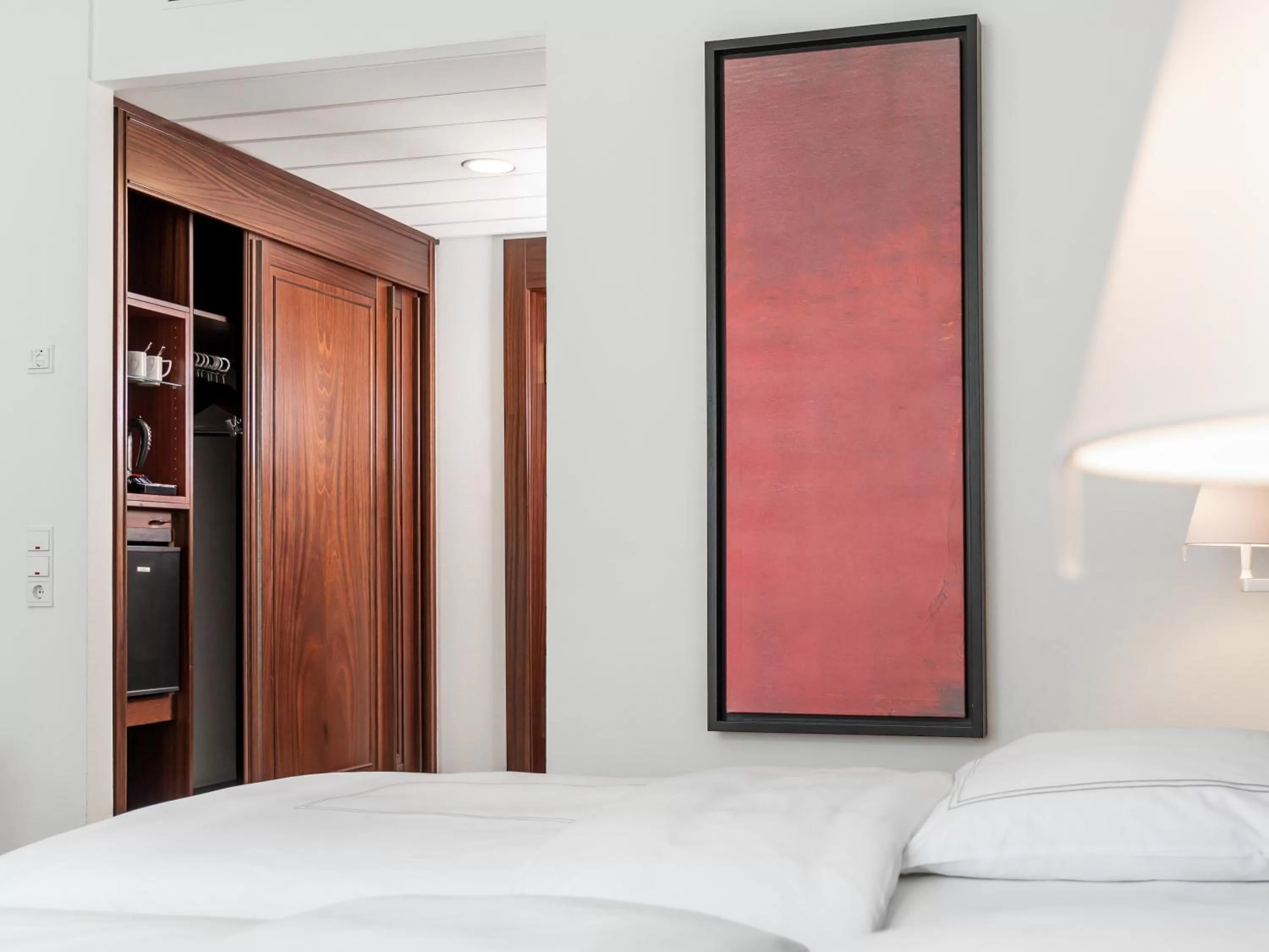 Bedroom, Bed in Dorint Hotel Bremen