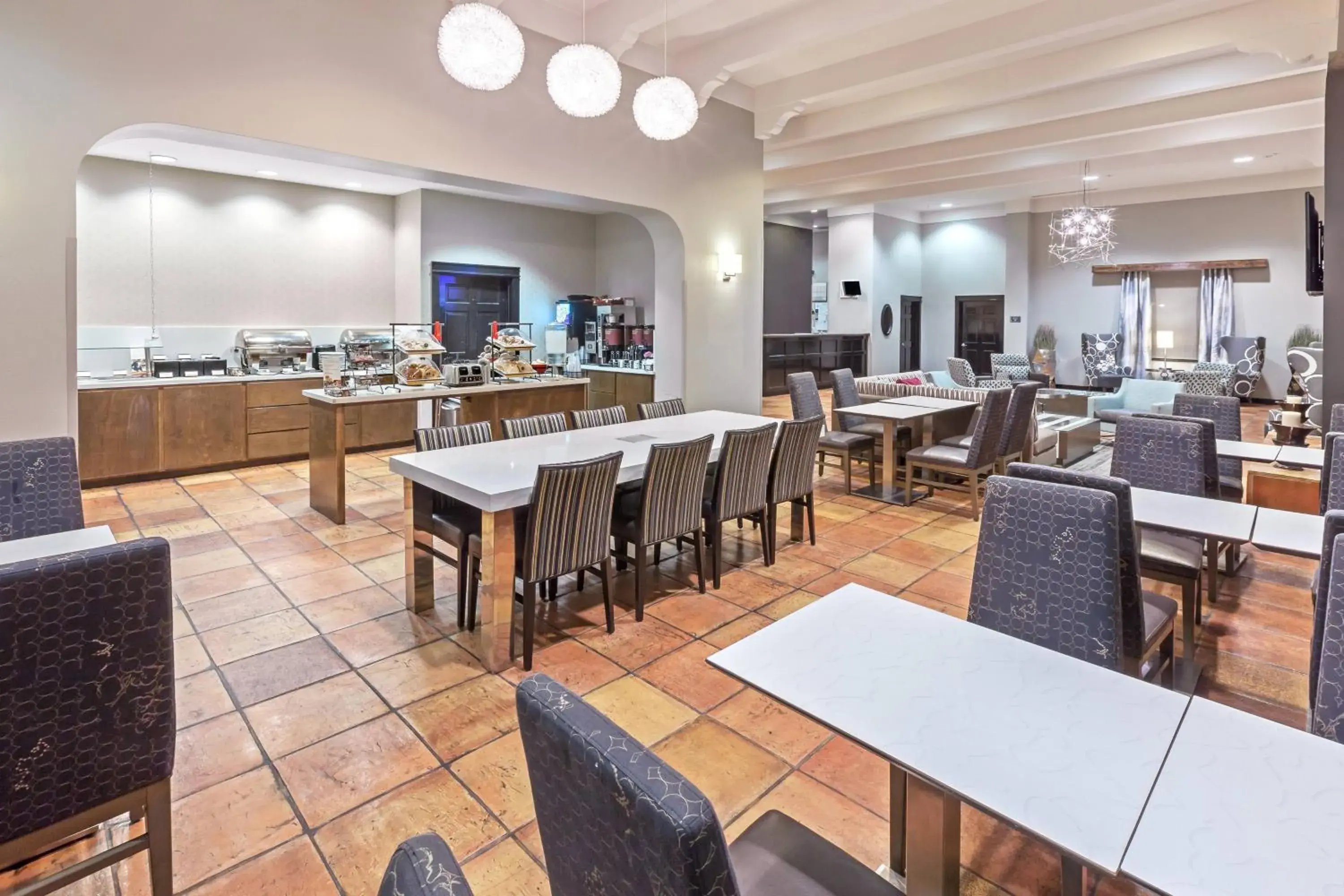 Breakfast, Restaurant/Places to Eat in Residence Inn by Marriott Laredo Del Mar