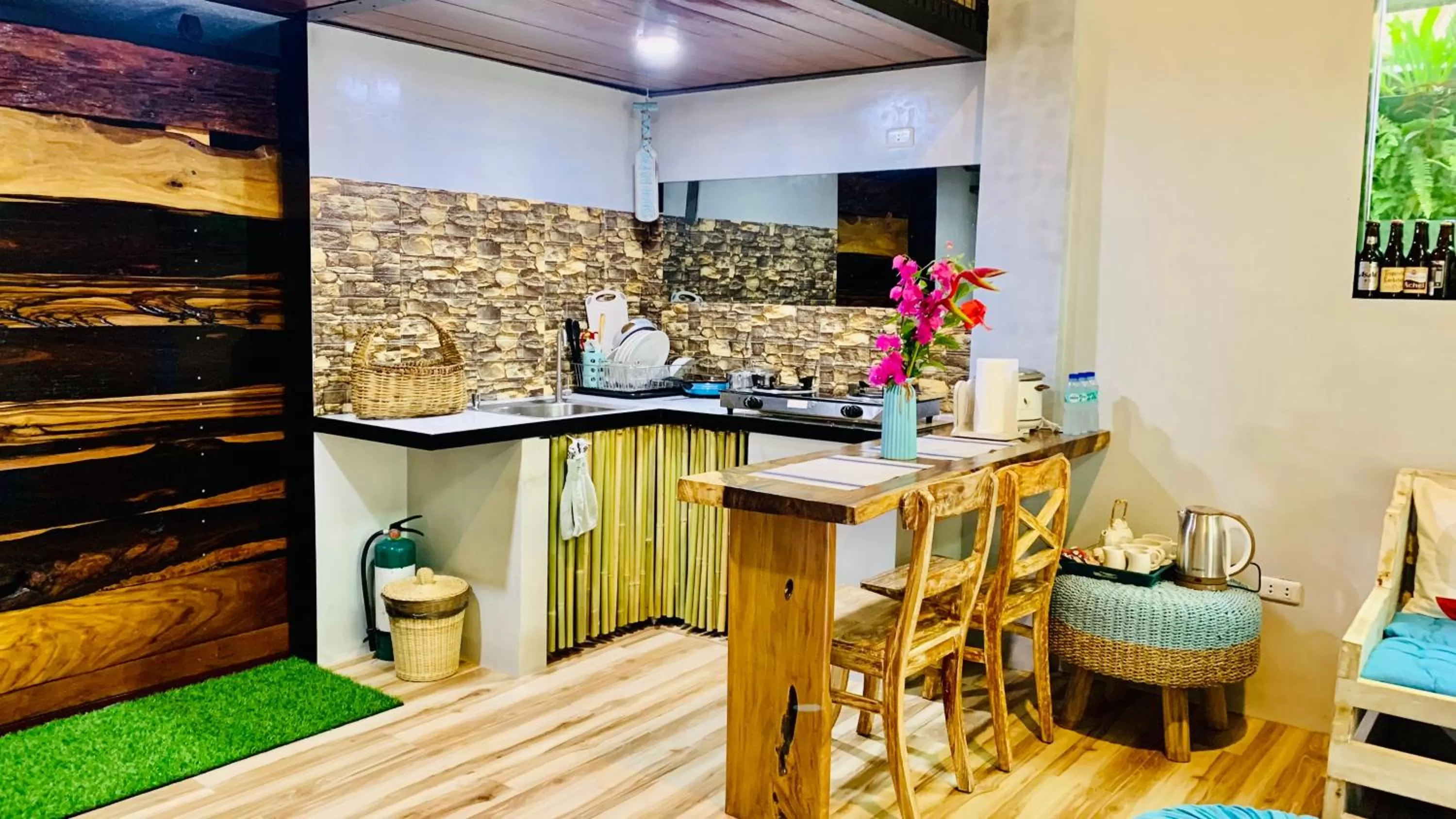 kitchen in Hidden of Cailan Inn