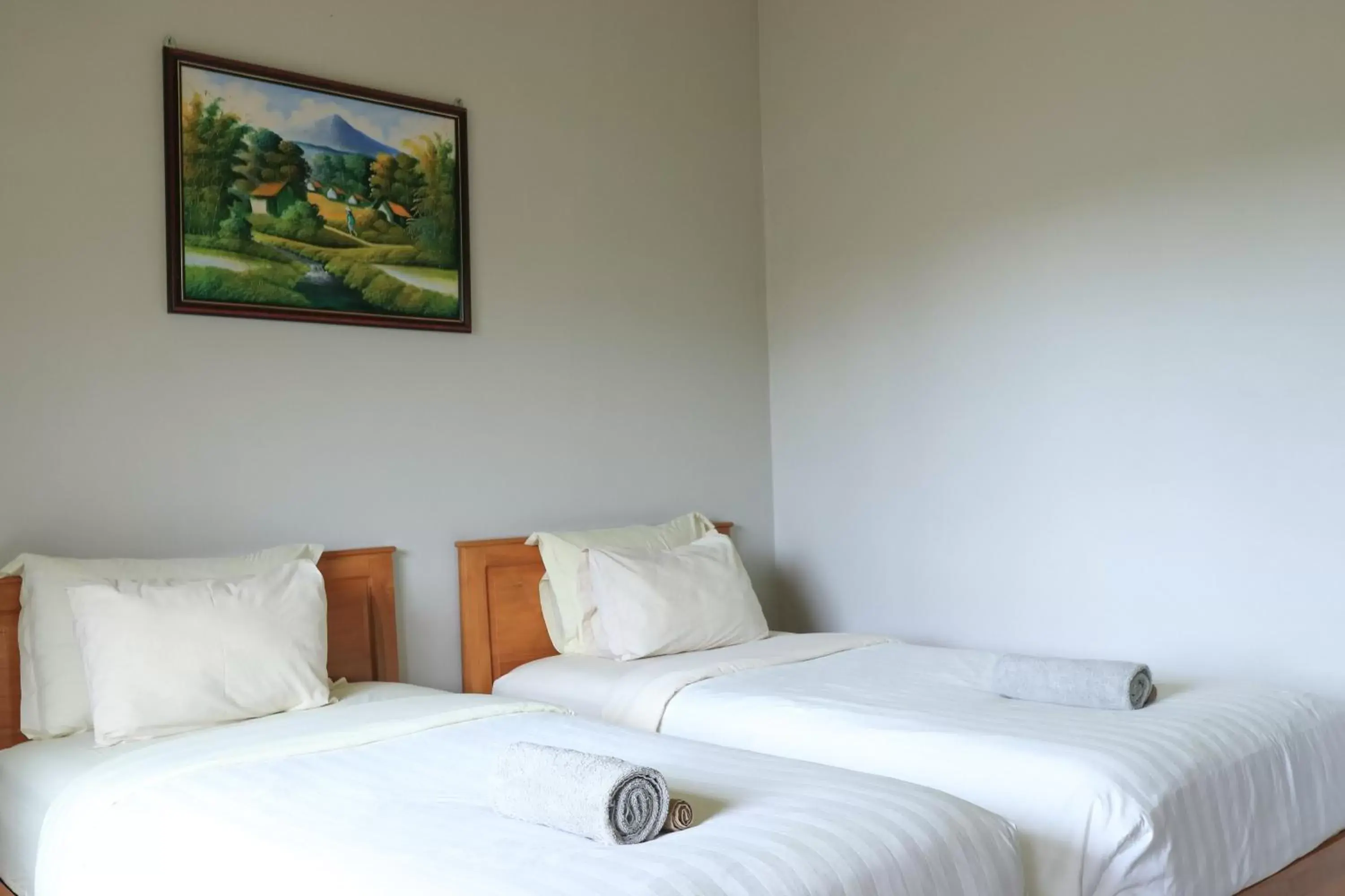 Bedroom, Bed in Senggigi Cottages Lombok