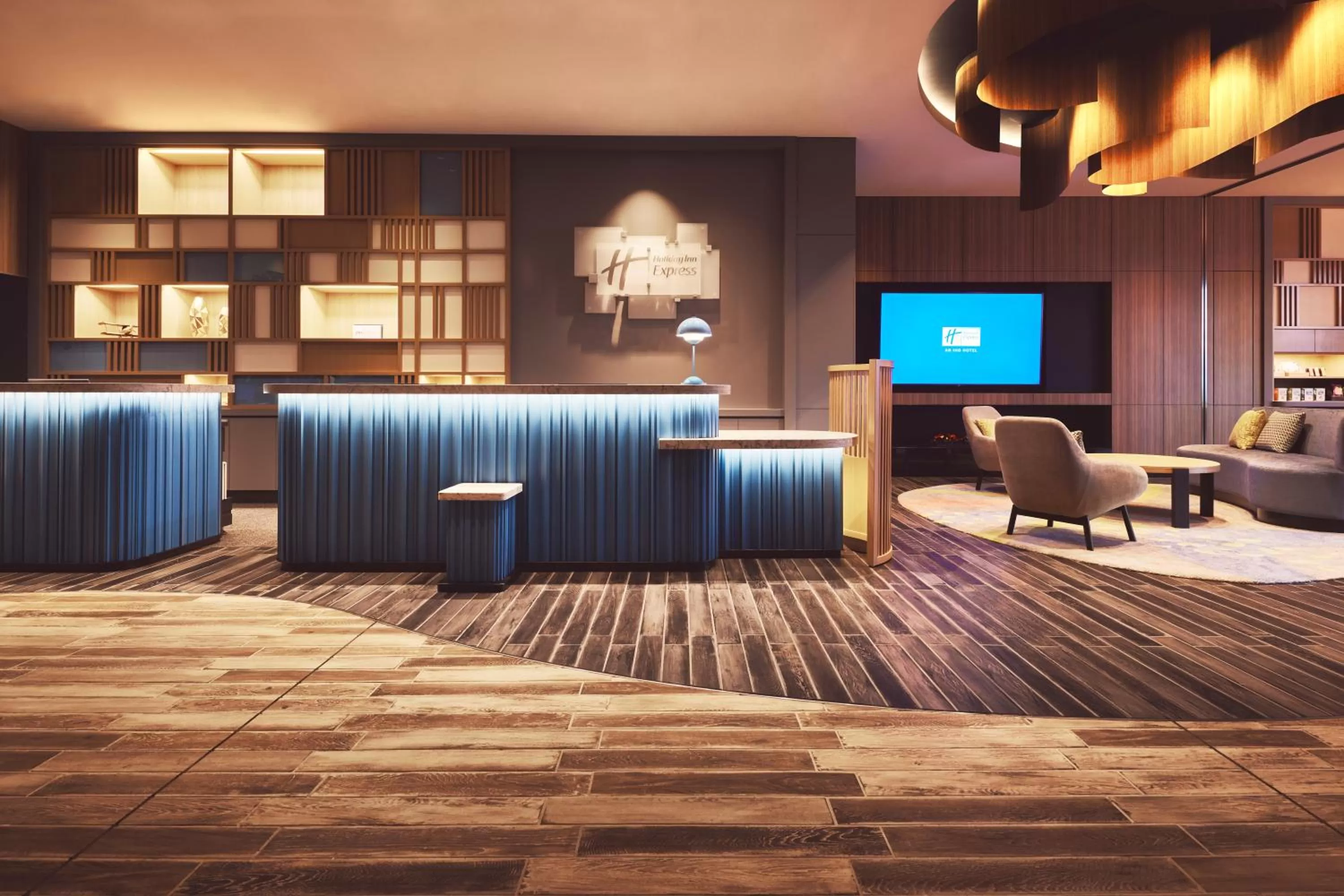 Lobby or reception in Holiday Inn Express Osaka City Centre- Midosuji by IHG