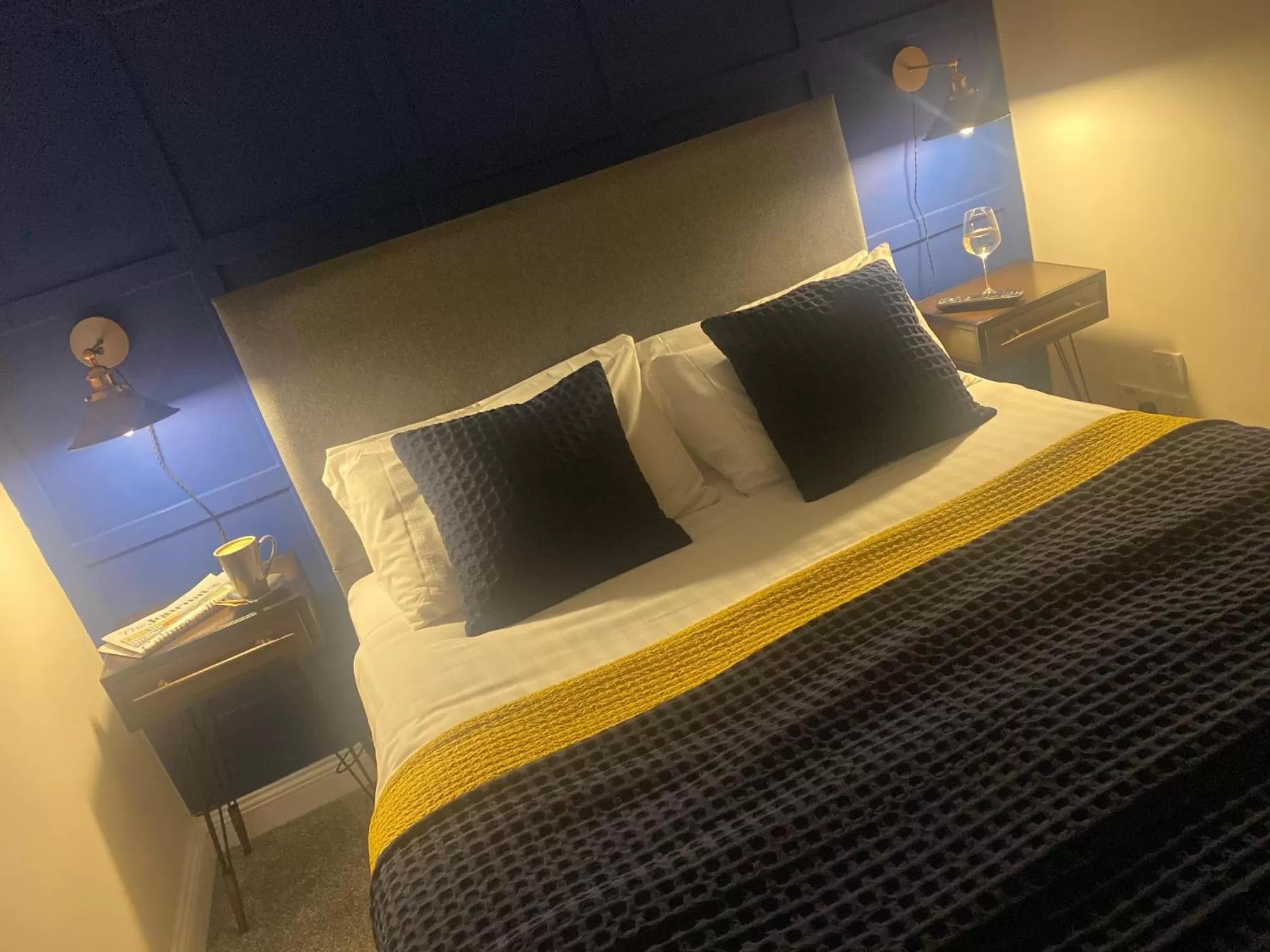 Bed in The Oaks Hotel