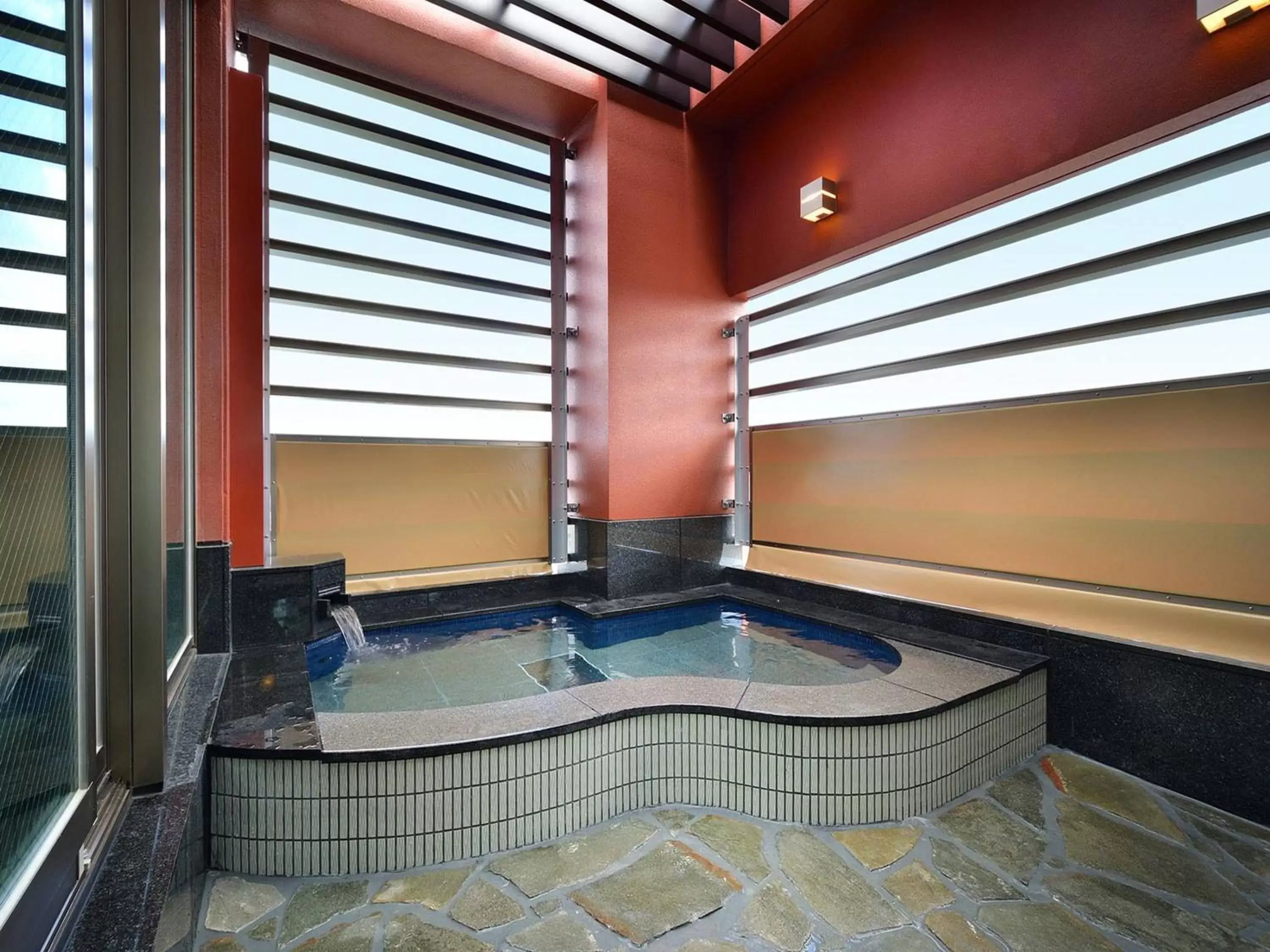 Open Air Bath, Swimming Pool in Hotel WBF Grande Hakata