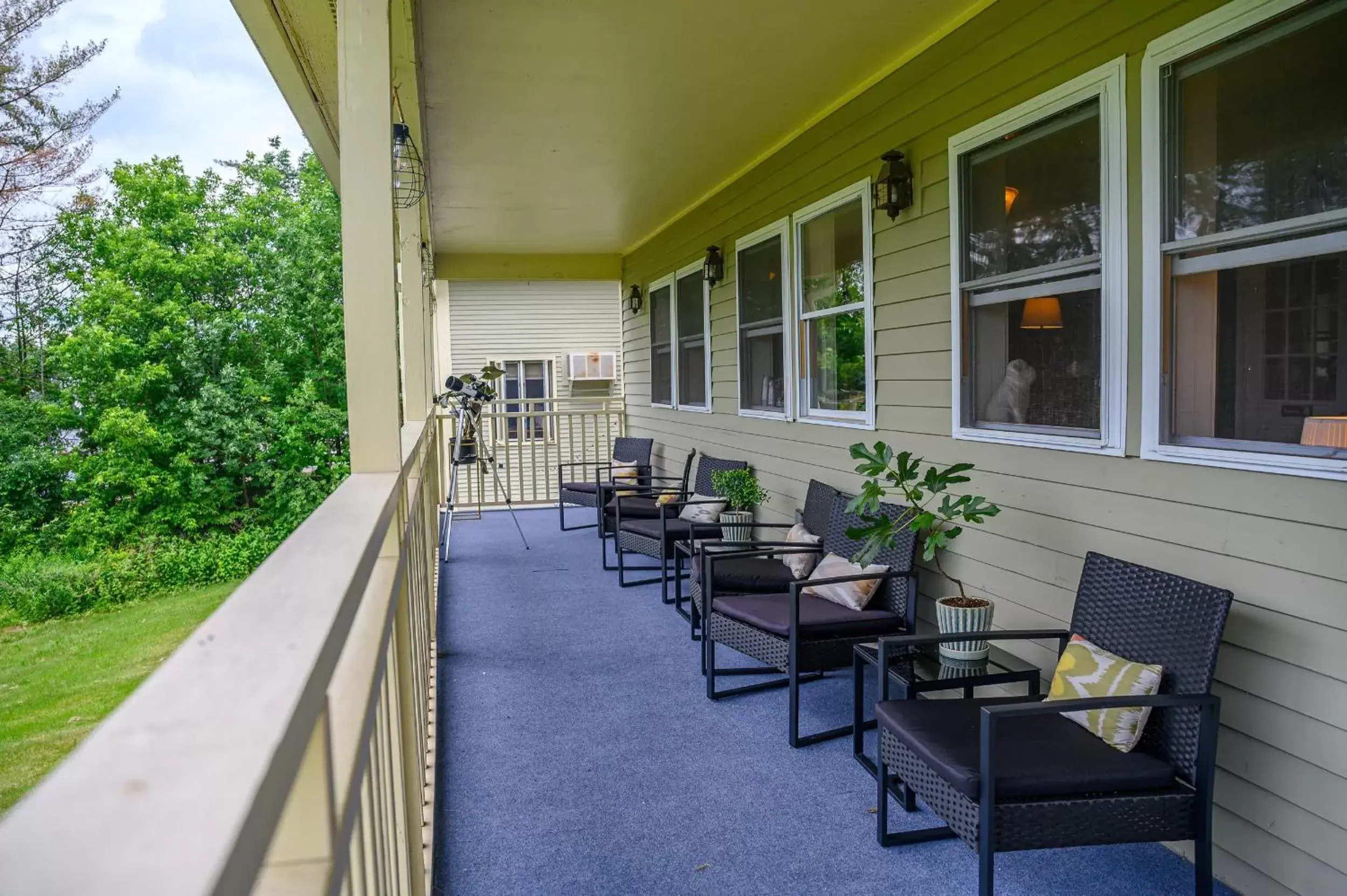 Balcony/Terrace in Brass Lantern Inn