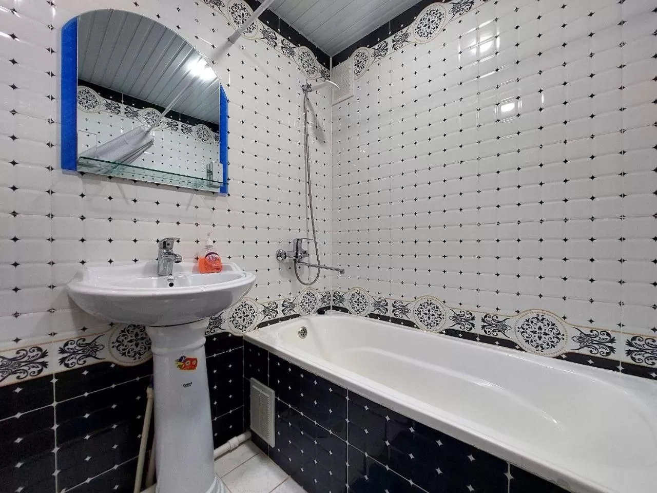 Shower in Samani Bukhara