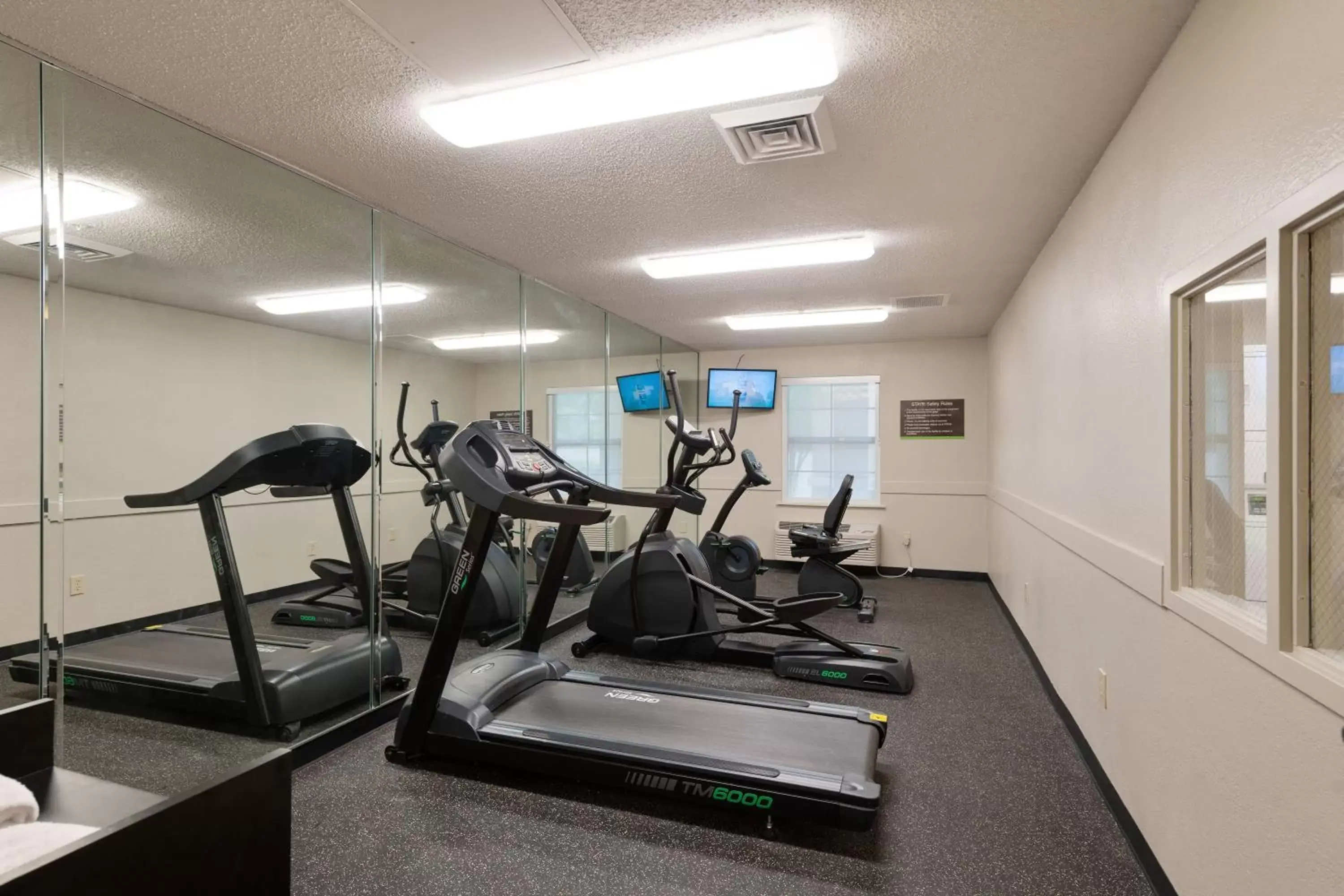 Fitness centre/facilities, Fitness Center/Facilities in Extended Stay America Premier Suites - Charlotte - Pineville - Pineville Matthews Rd.