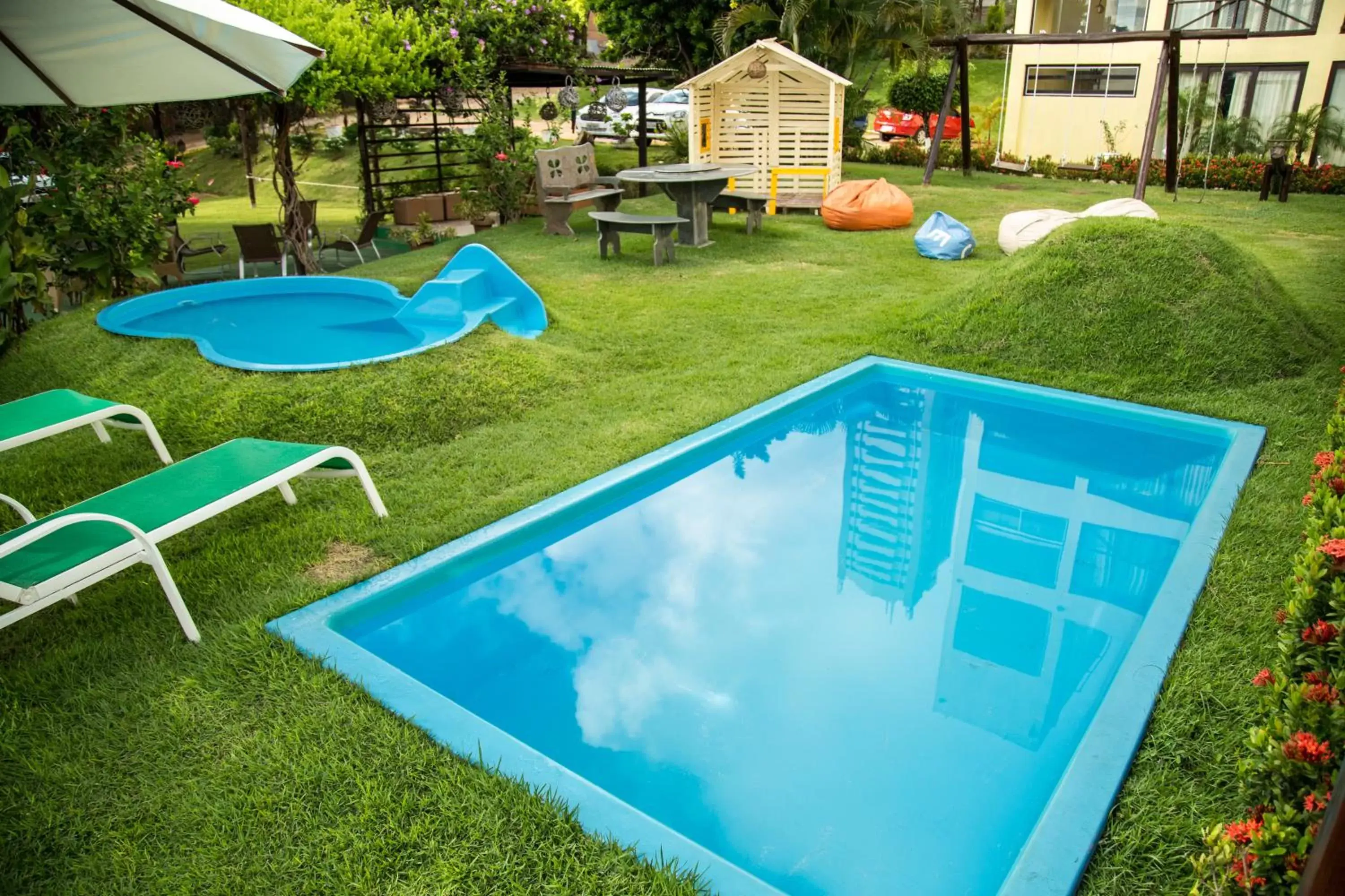 Swimming pool in Moriah Natal Beach Hotel