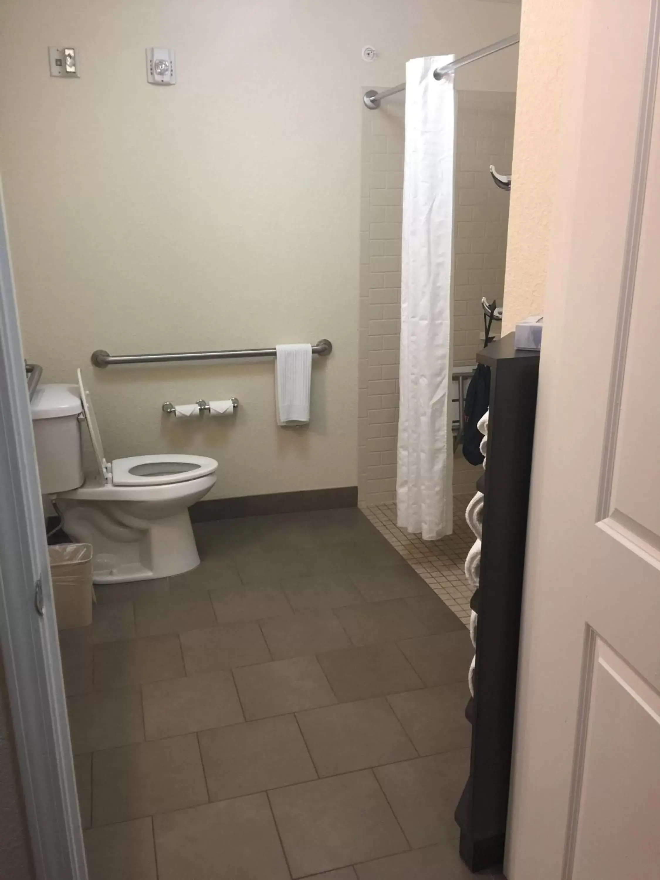 Photo of the whole room, Bathroom in Candlewood Suites Woodward, an IHG Hotel