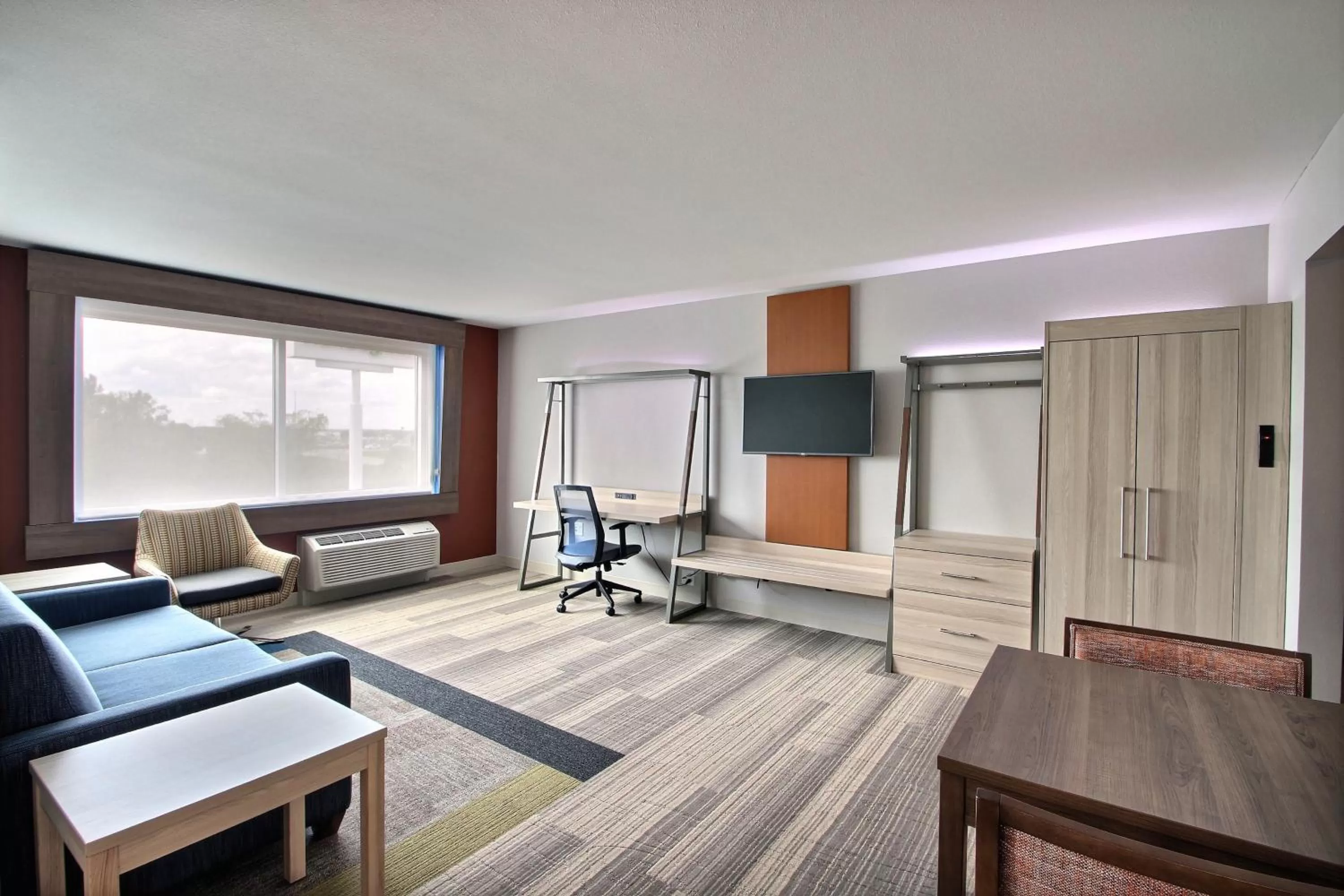 Photo of the whole room in Holiday Inn Express & Suites Fond Du Lac by IHG