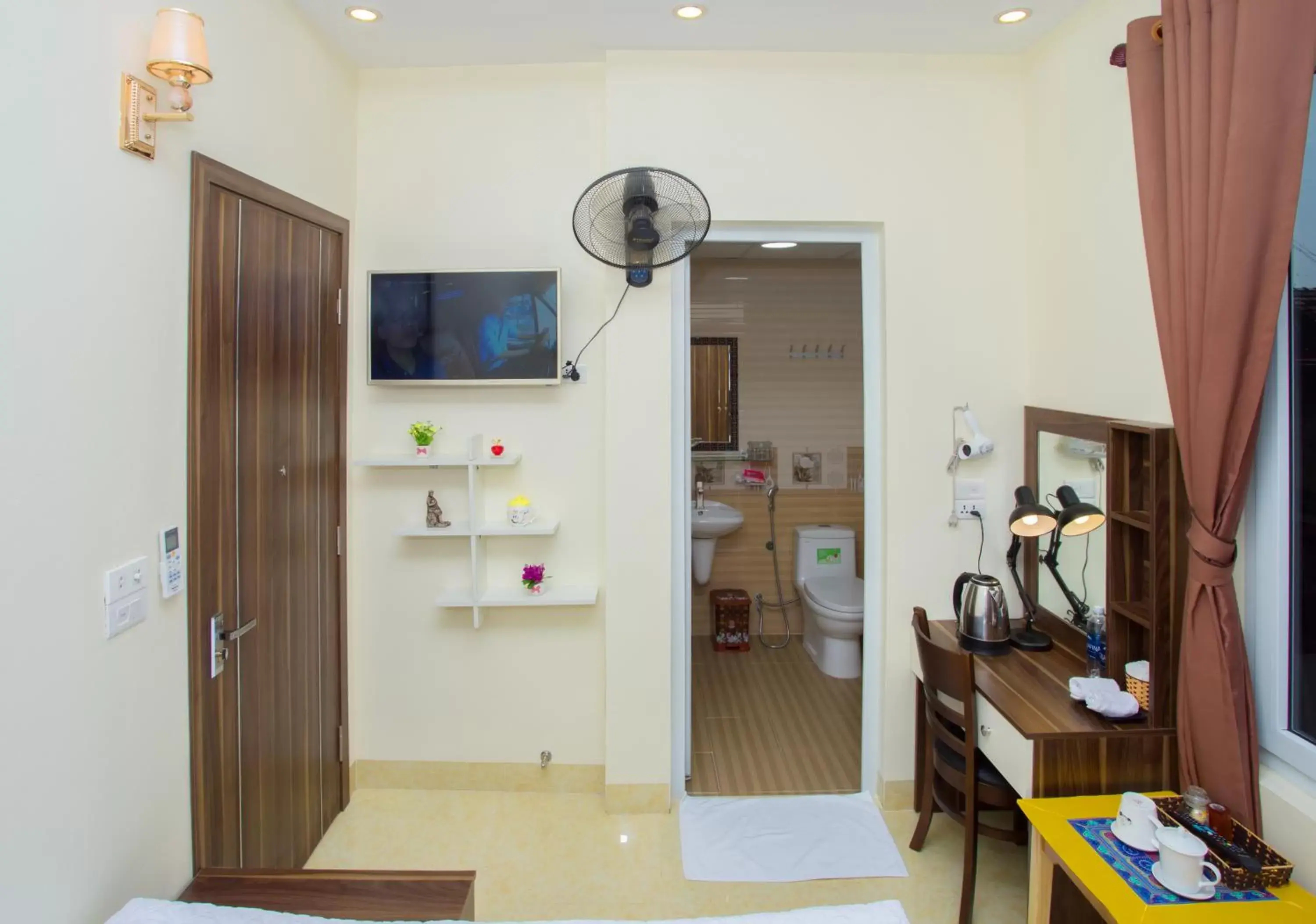 Standard Double Room in Friendly Home Hotel Standard Double Room in Friendly Home Hotel