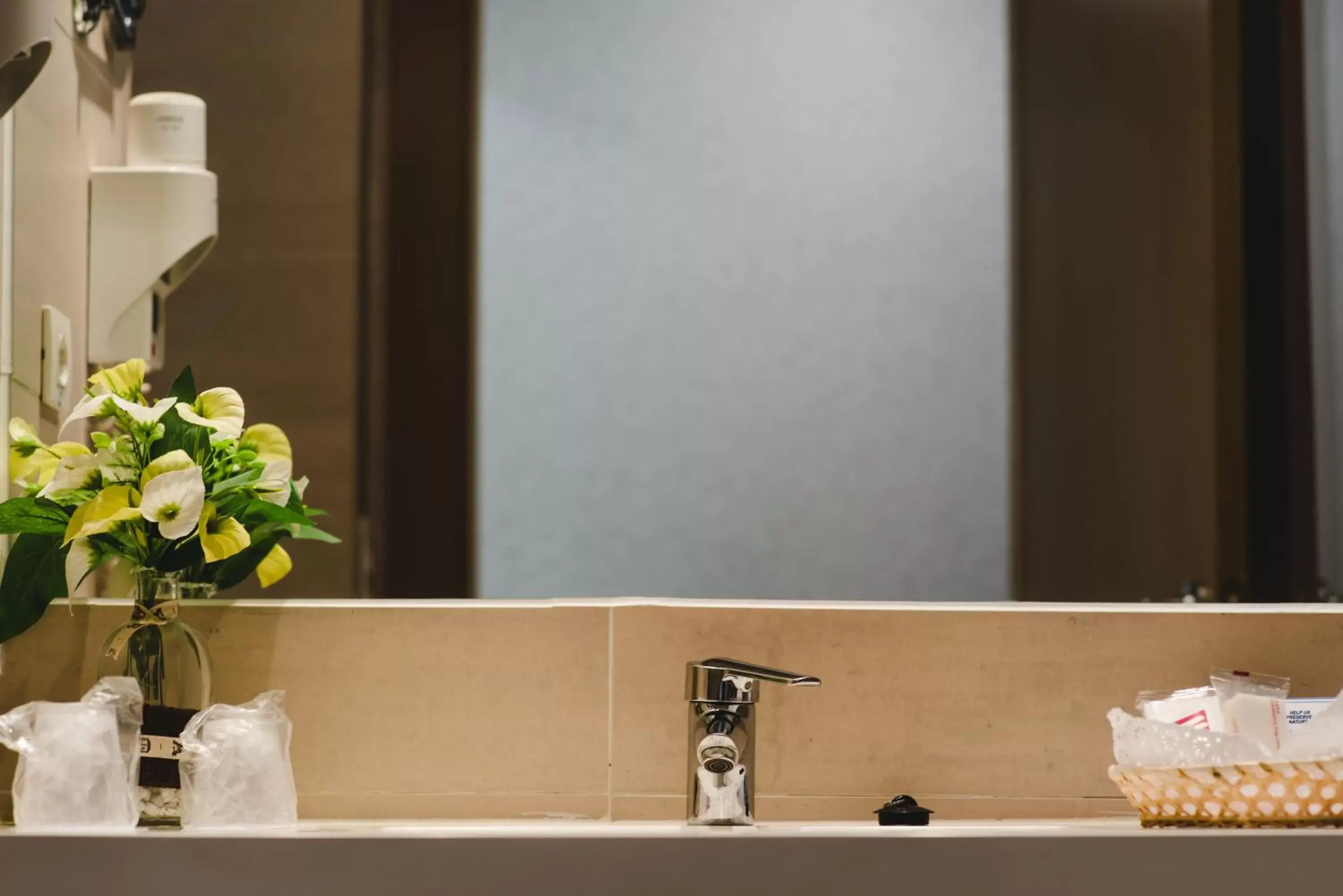 Bathroom in Hotel Mas Camarena