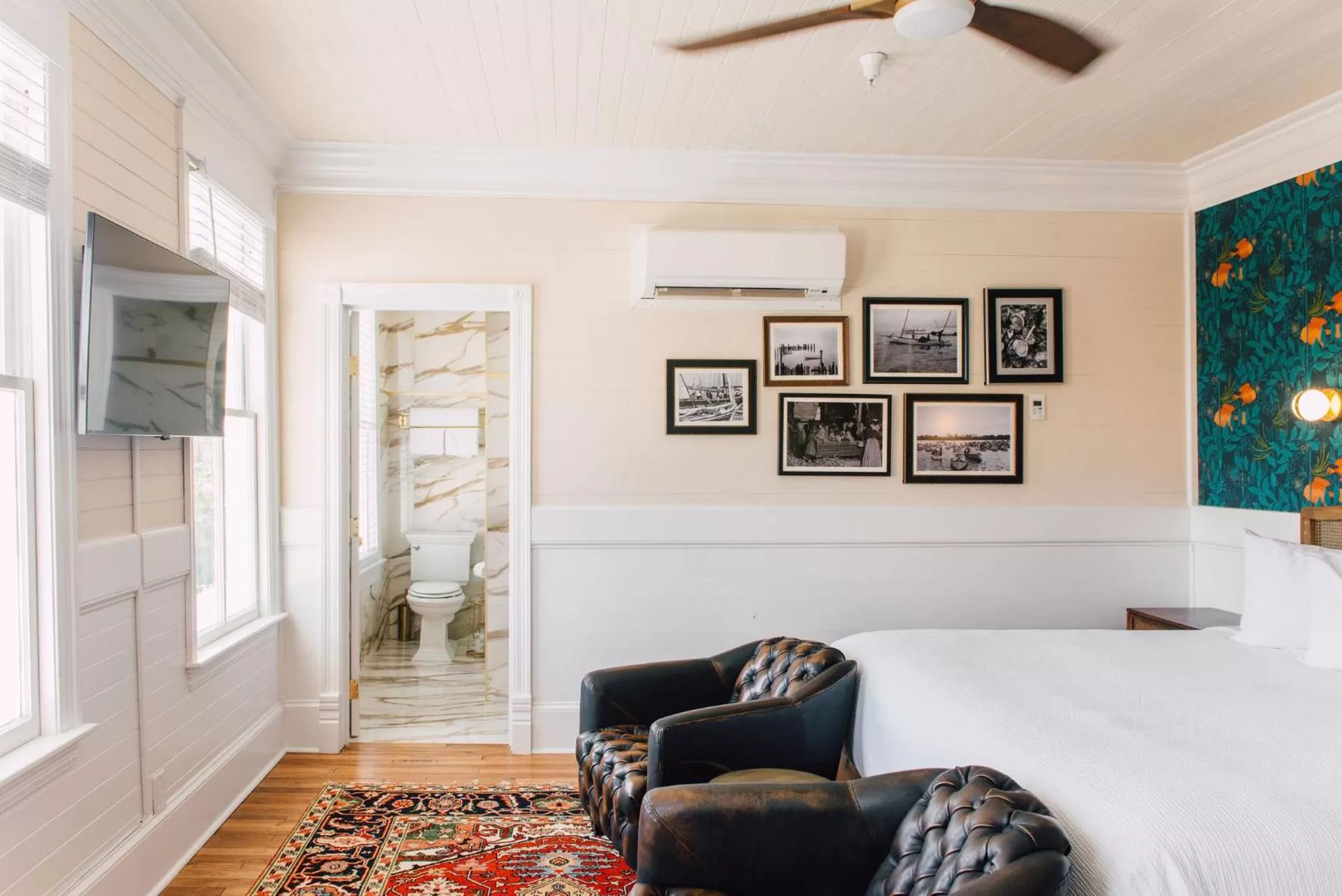 Bed in The Gibson Inn