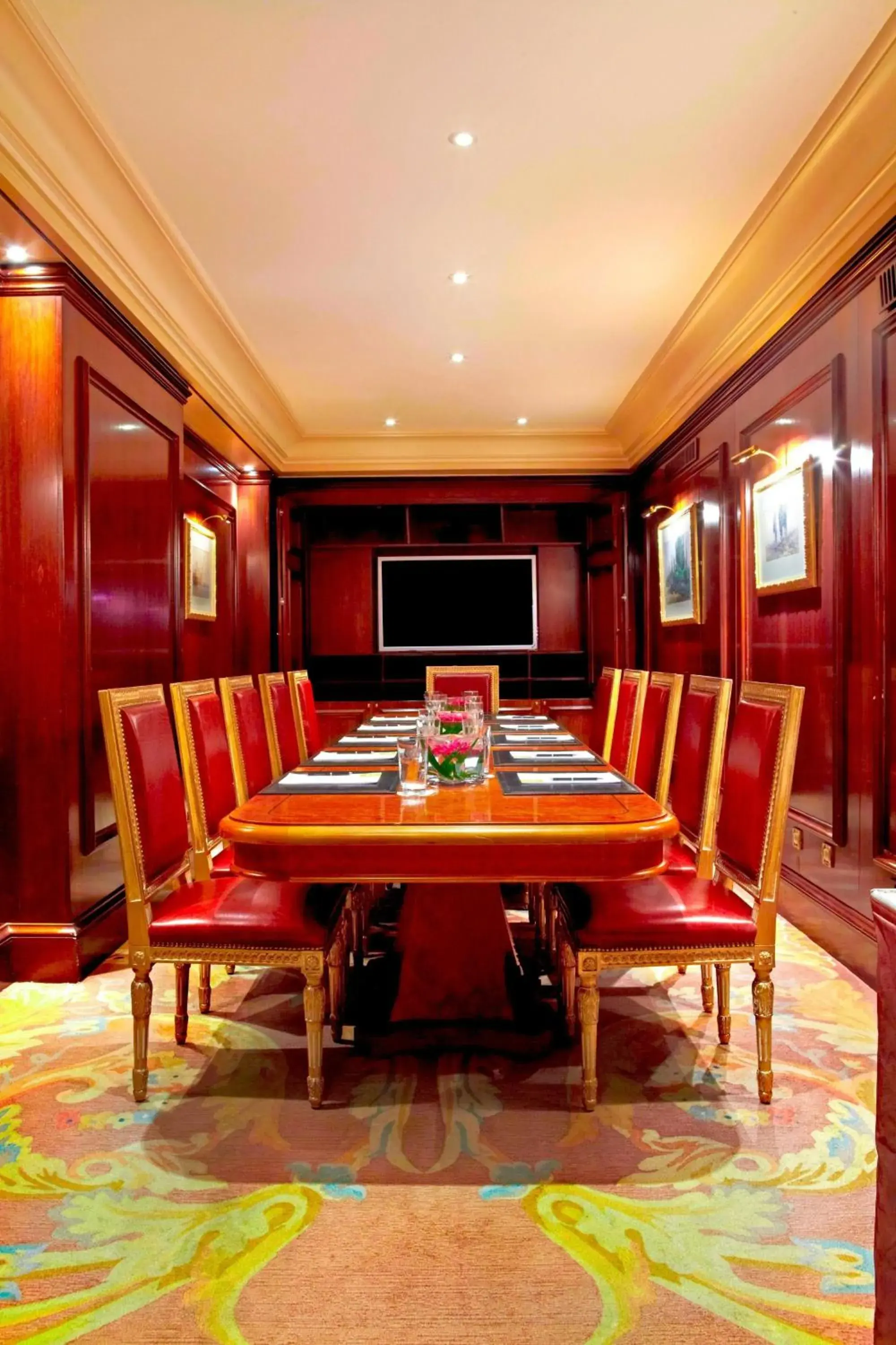 Meeting/conference room, Restaurant/Places to Eat in Hotel Grande Bretagne, a Luxury Collection Hotel, Athens